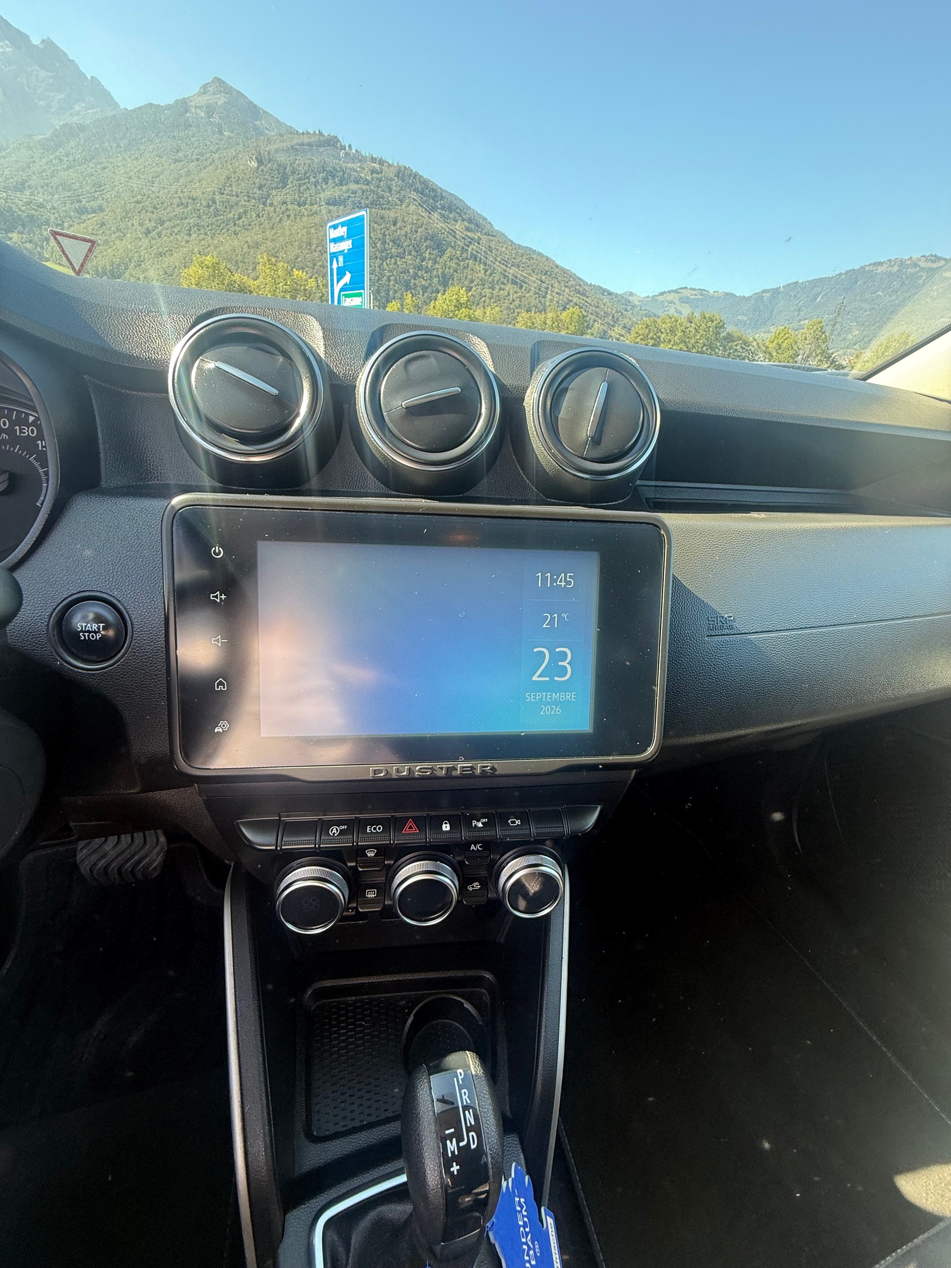 DACIA Duster TCe 150 Prestige EDC 4x2-image-9