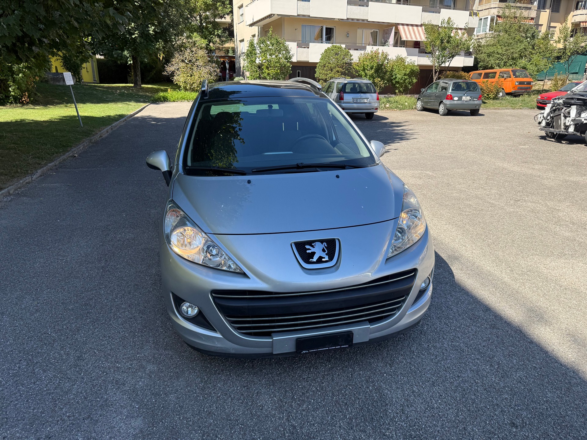 PEUGEOT 207 SW 1.6 16V Trendy Clim-image-1