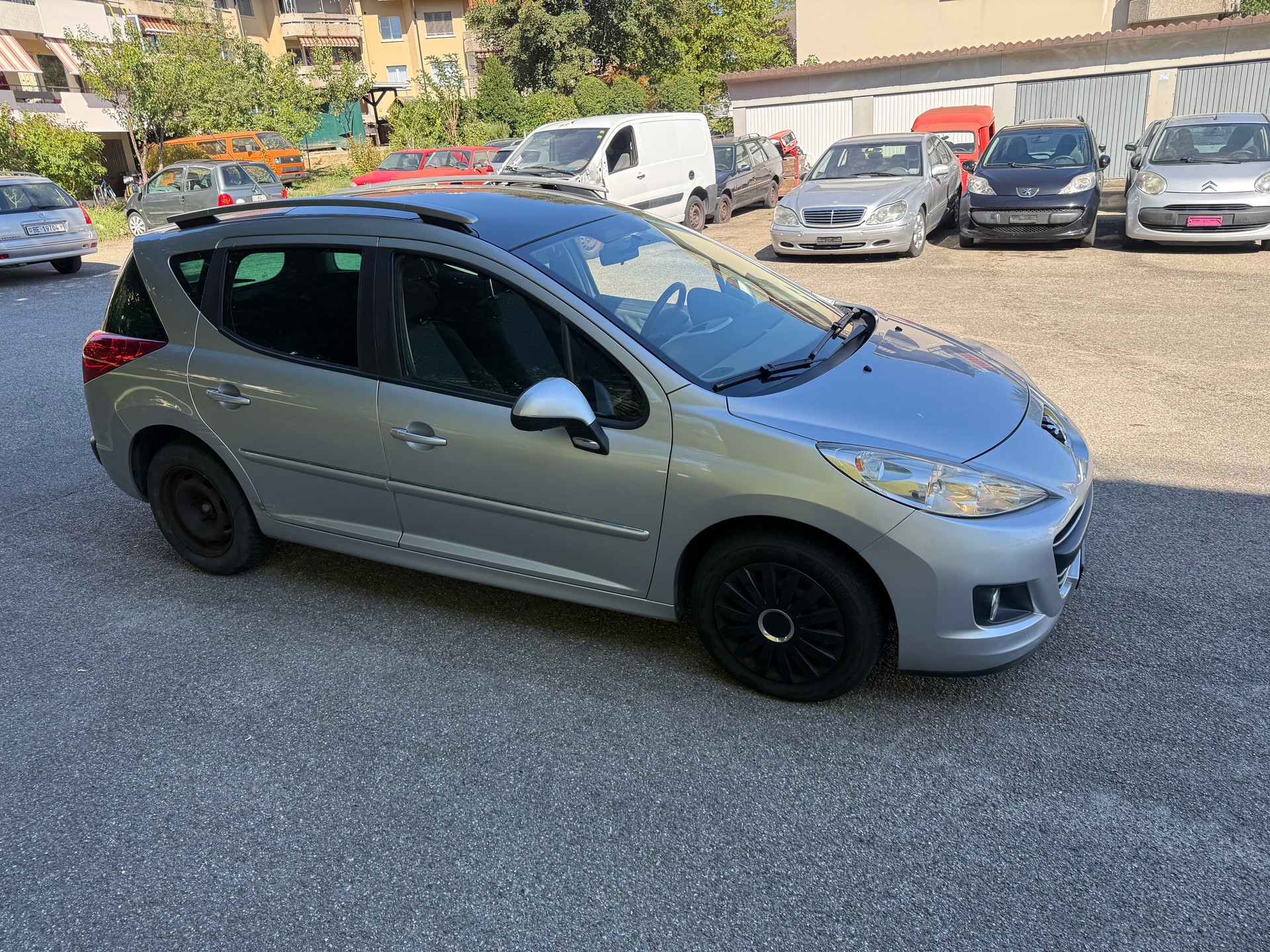 PEUGEOT 207 SW 1.6 16V Trendy Clim-image-3
