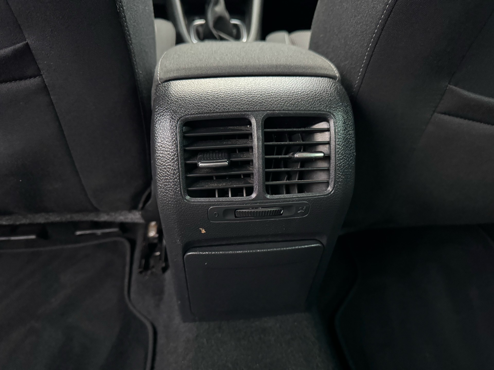 VW Golf 1.4 Trendline-image-15