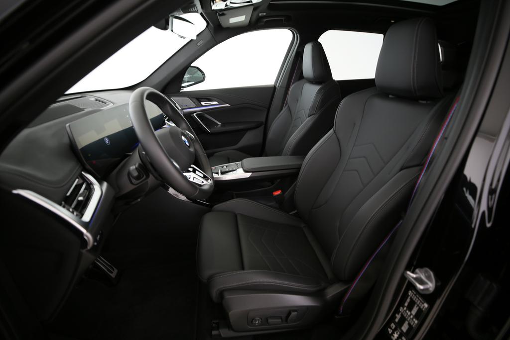 BMW X1 U11 23d xDrive paddles-image-3