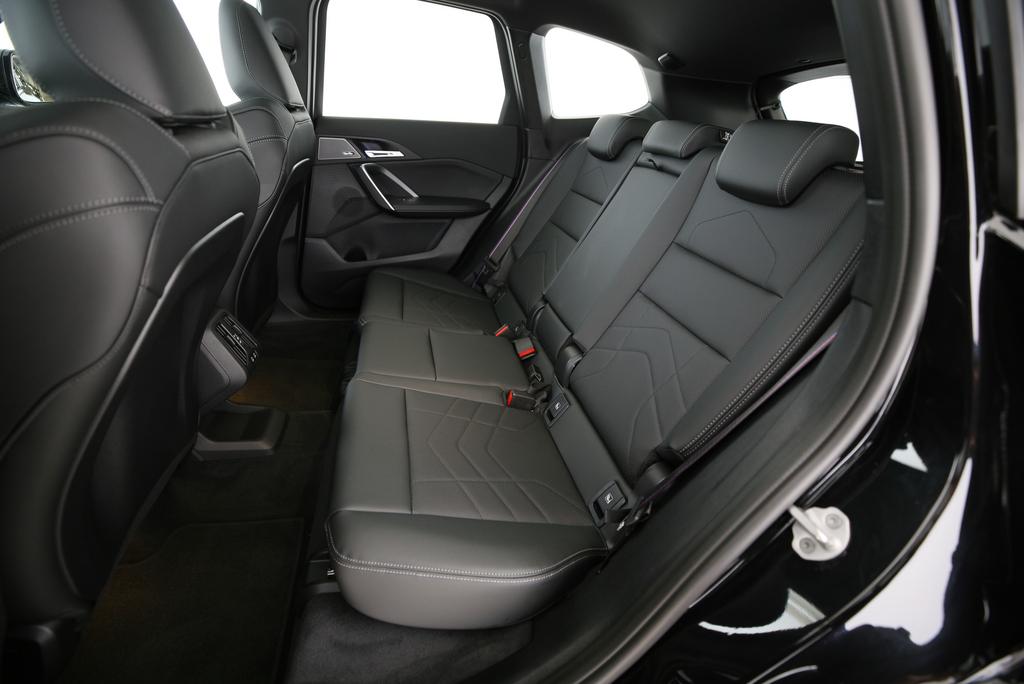 BMW X1 U11 23d xDrive paddles-image-9