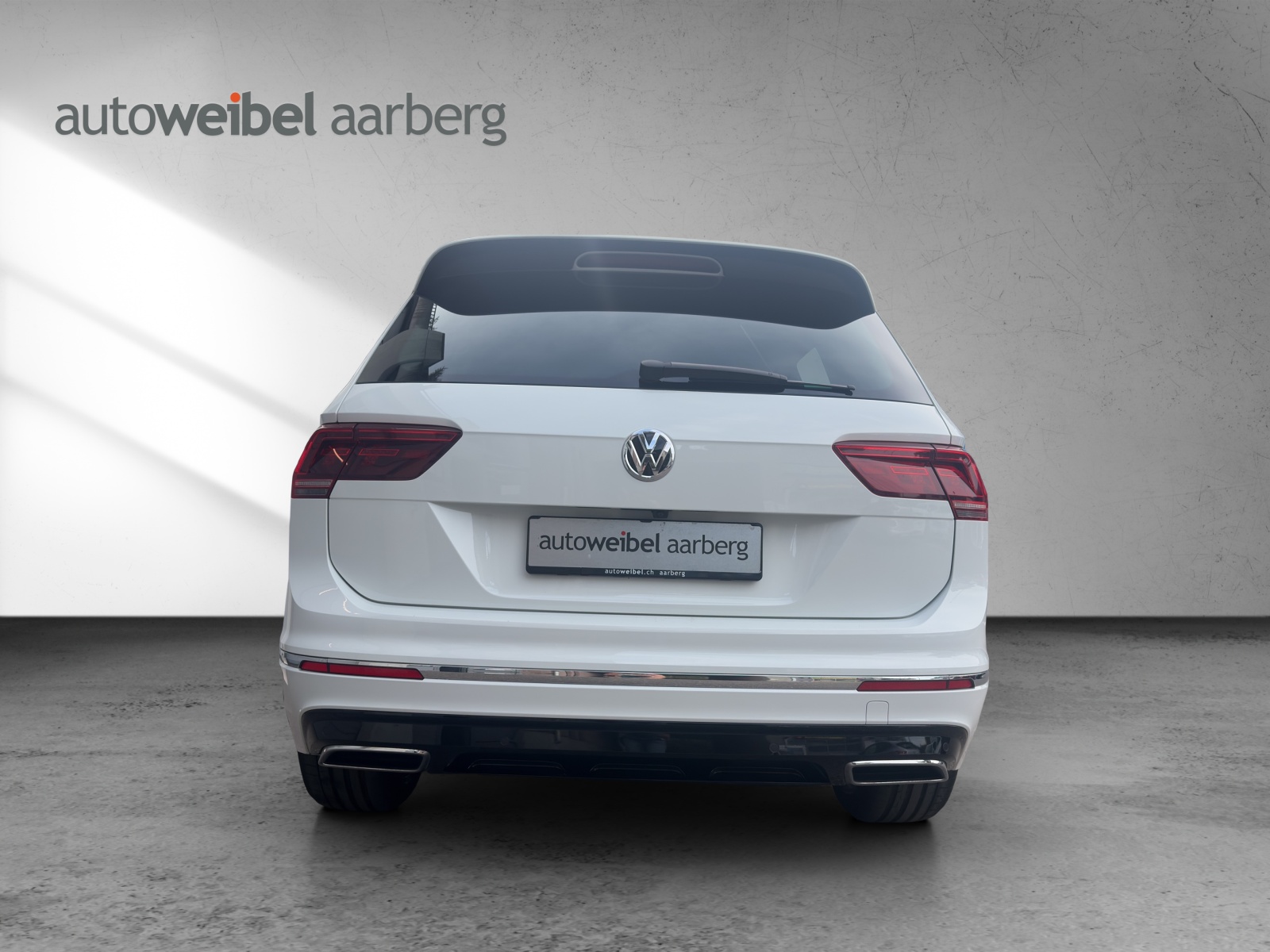 VW Tiguan 2.0 TDI SCR Highline 4Motion DSG-image-2