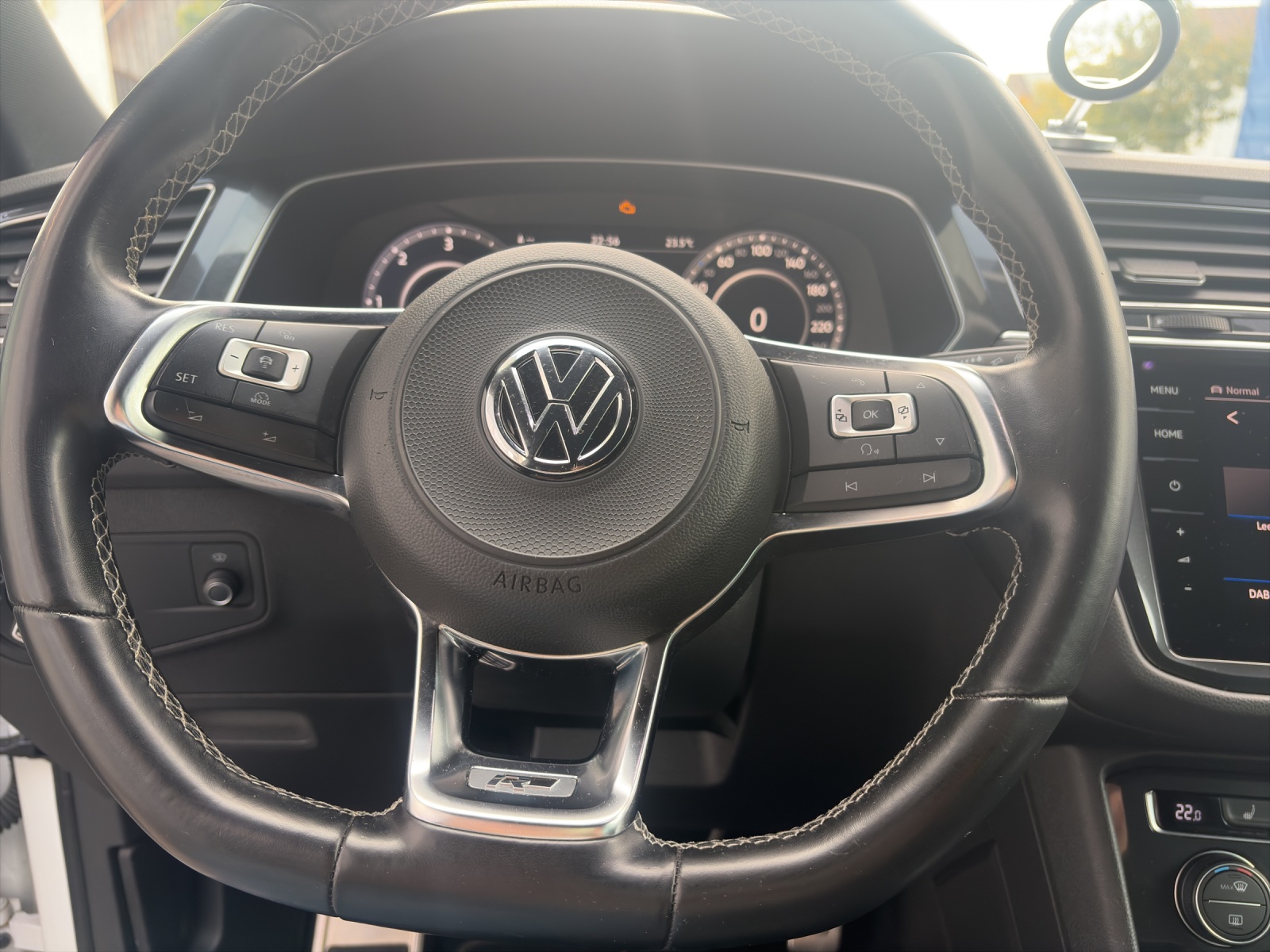 VW Tiguan 2.0 TDI SCR Highline 4Motion DSG-image-13