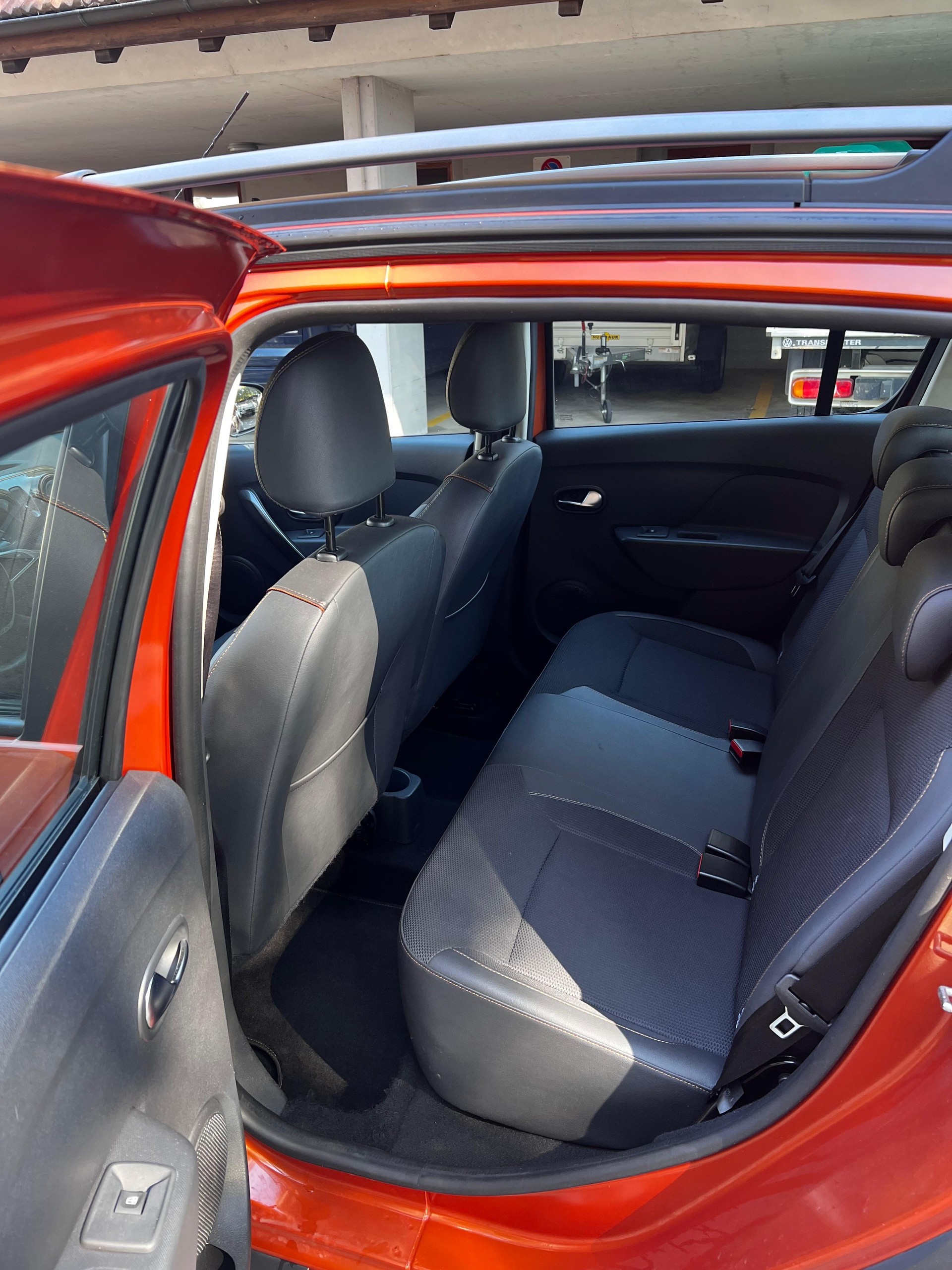 DACIA Sandero Tce 90 Ambiance Automatic-image-9