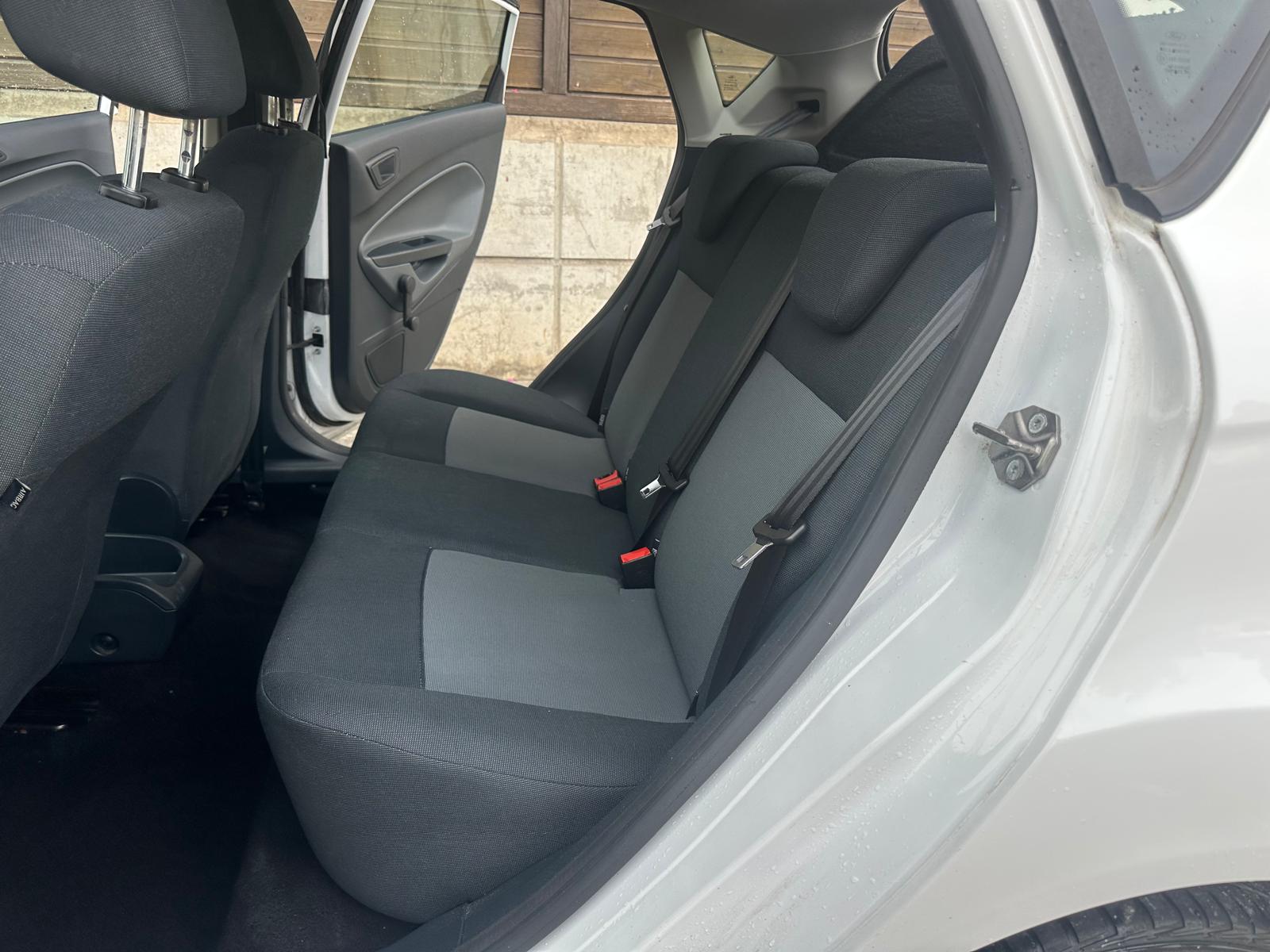 FORD Fiesta 1.25 16V Ambiente-image-10