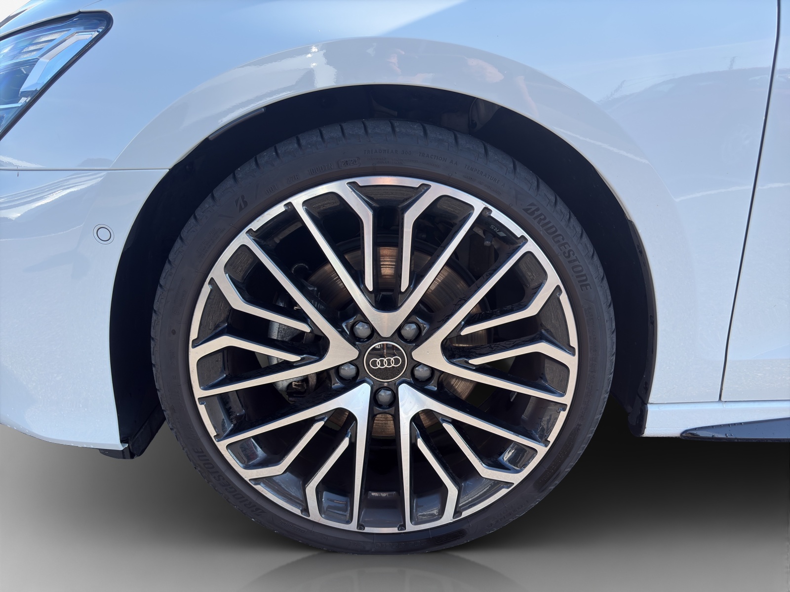 AUDI A3 Sportback 35 TFSI S line S-tronic-image-13