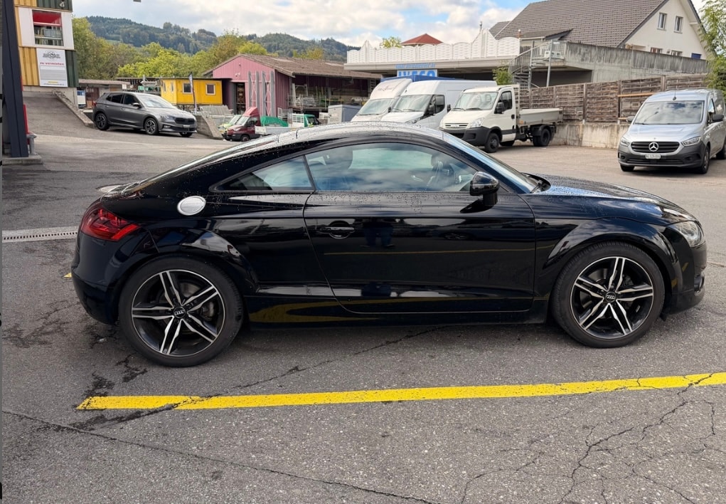 AUDI TT Coupé 2.0 TFSI-image-5