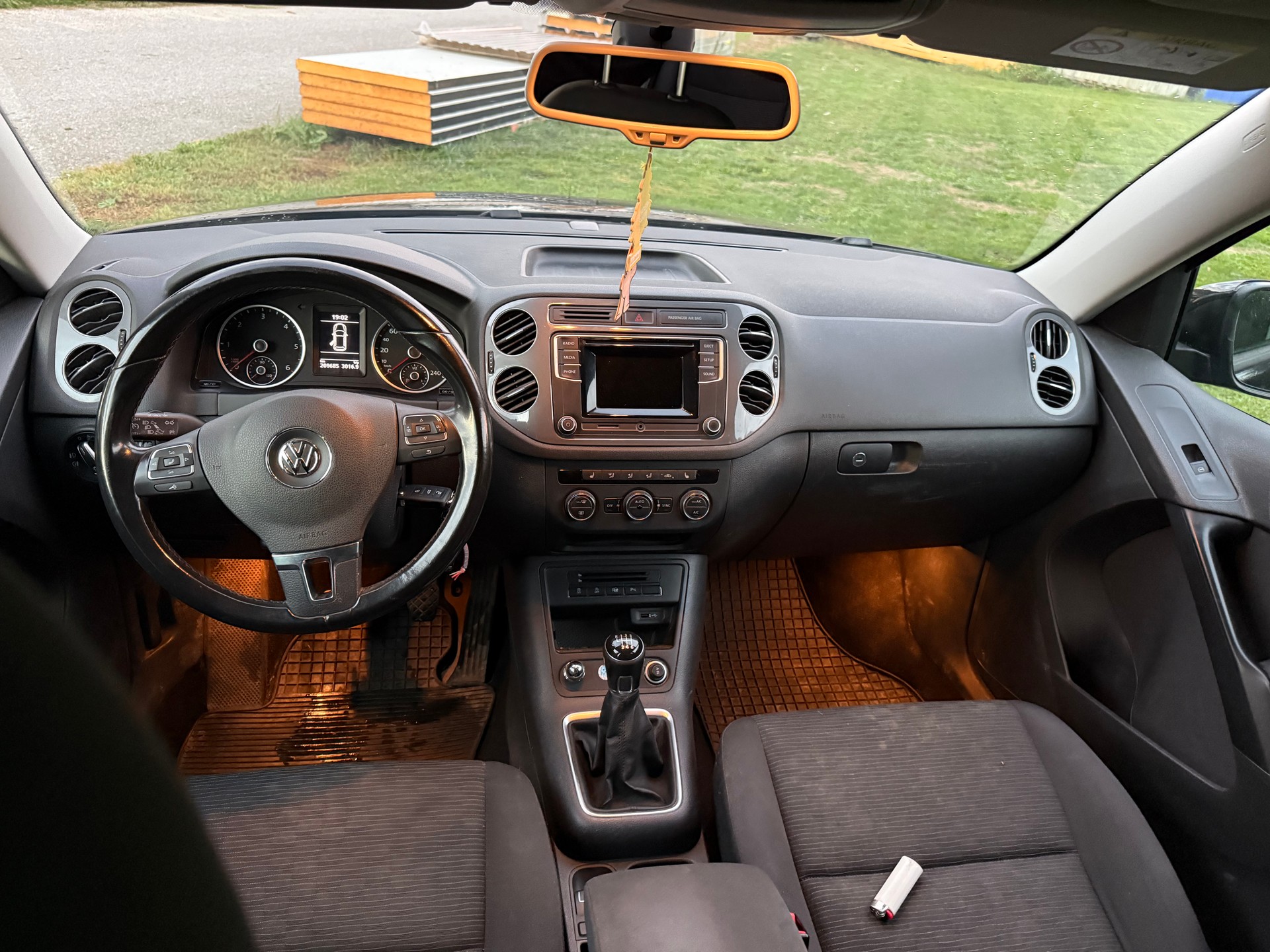 VW Tiguan 2.0 TDI BlueMotion Sport&Style 4Motion DSG-image-5
