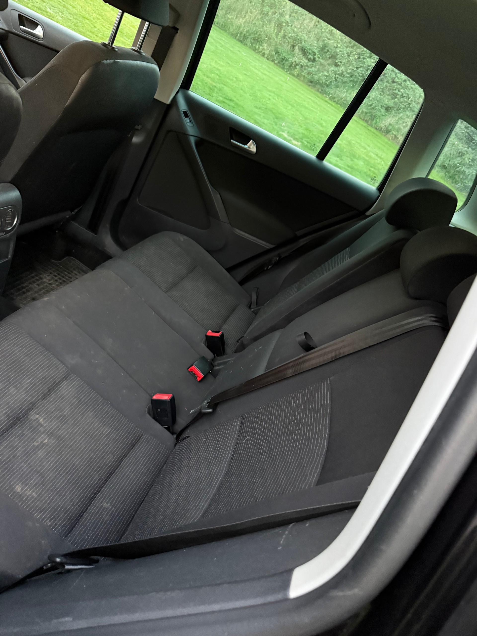 VW Tiguan 2.0 TDI BlueMotion Sport&Style 4Motion DSG-image-4