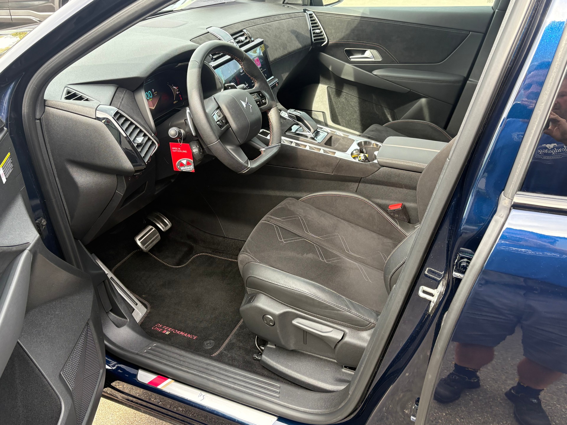 DS AUTOMOBILES DS7 1.6 E-Tense Ligne Noire 4x4-image-9