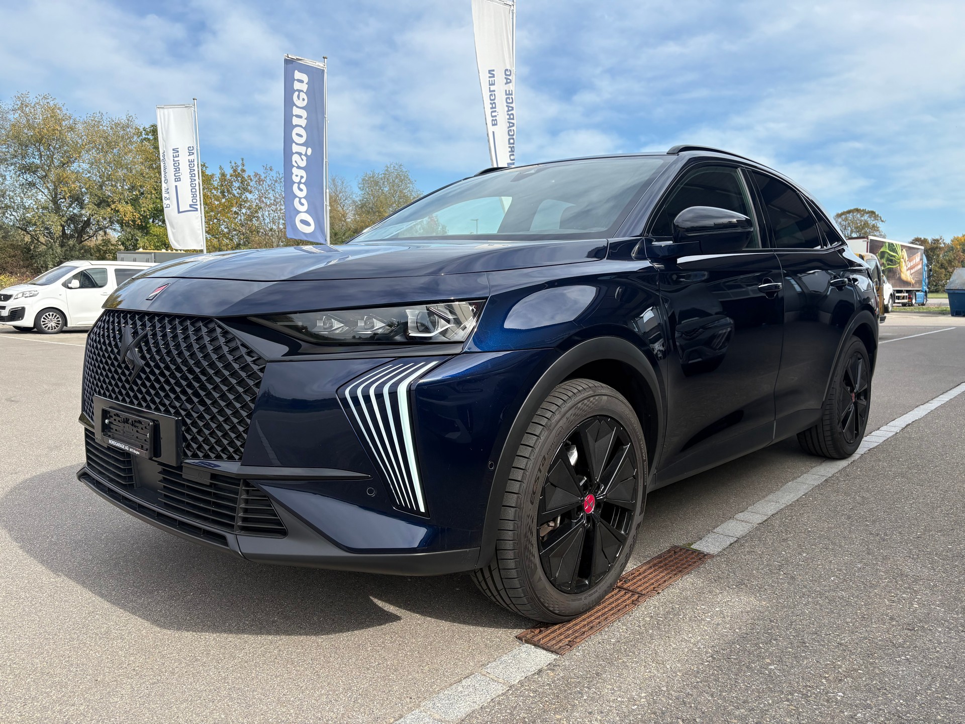 DS AUTOMOBILES DS7 1.6 E-Tense Ligne Noire 4x4-image-2