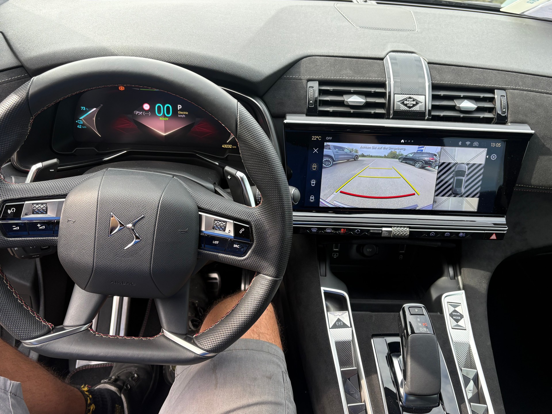 DS AUTOMOBILES DS7 1.6 E-Tense Ligne Noire 4x4-image-11