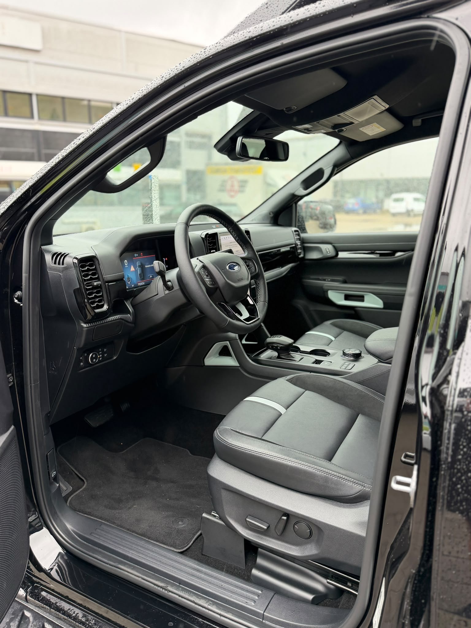 FORD Ranger Stormtrak 2.3 Eco Boost e-4WD Automat-image-13