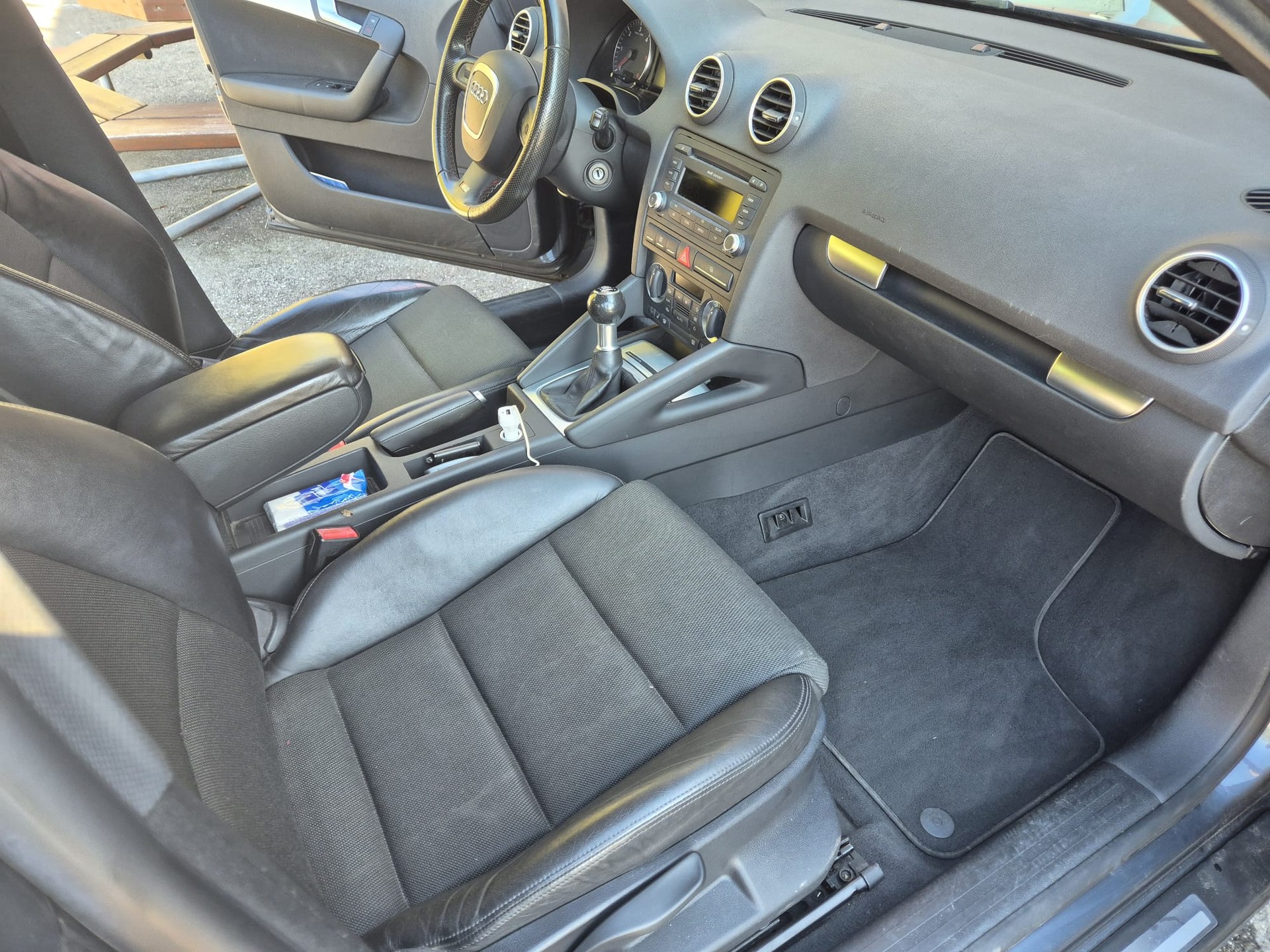 AUDI 2.0 TDI 170 Ambition-image-3