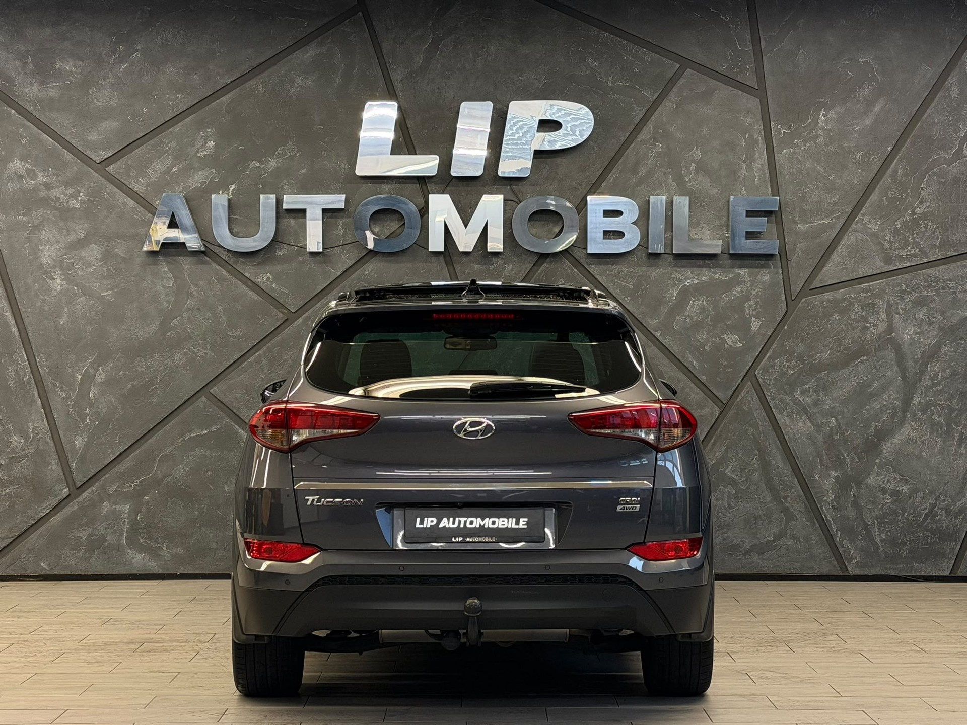 HYUNDAI Tucson 2.0 CRDI Vertex 4WD Automatic-image-6