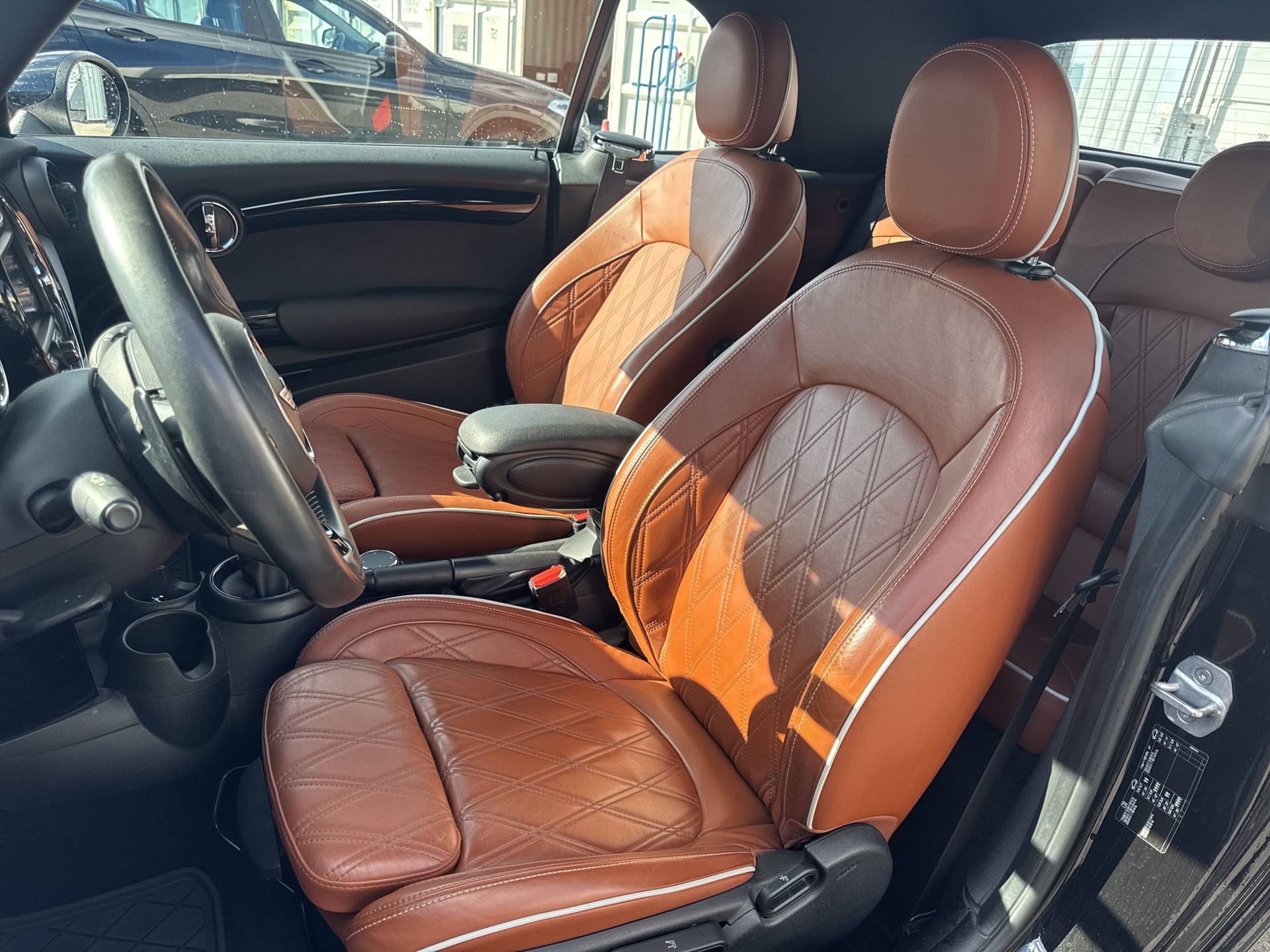 MINI Cooper S Cabriolet Steptronic-image-9