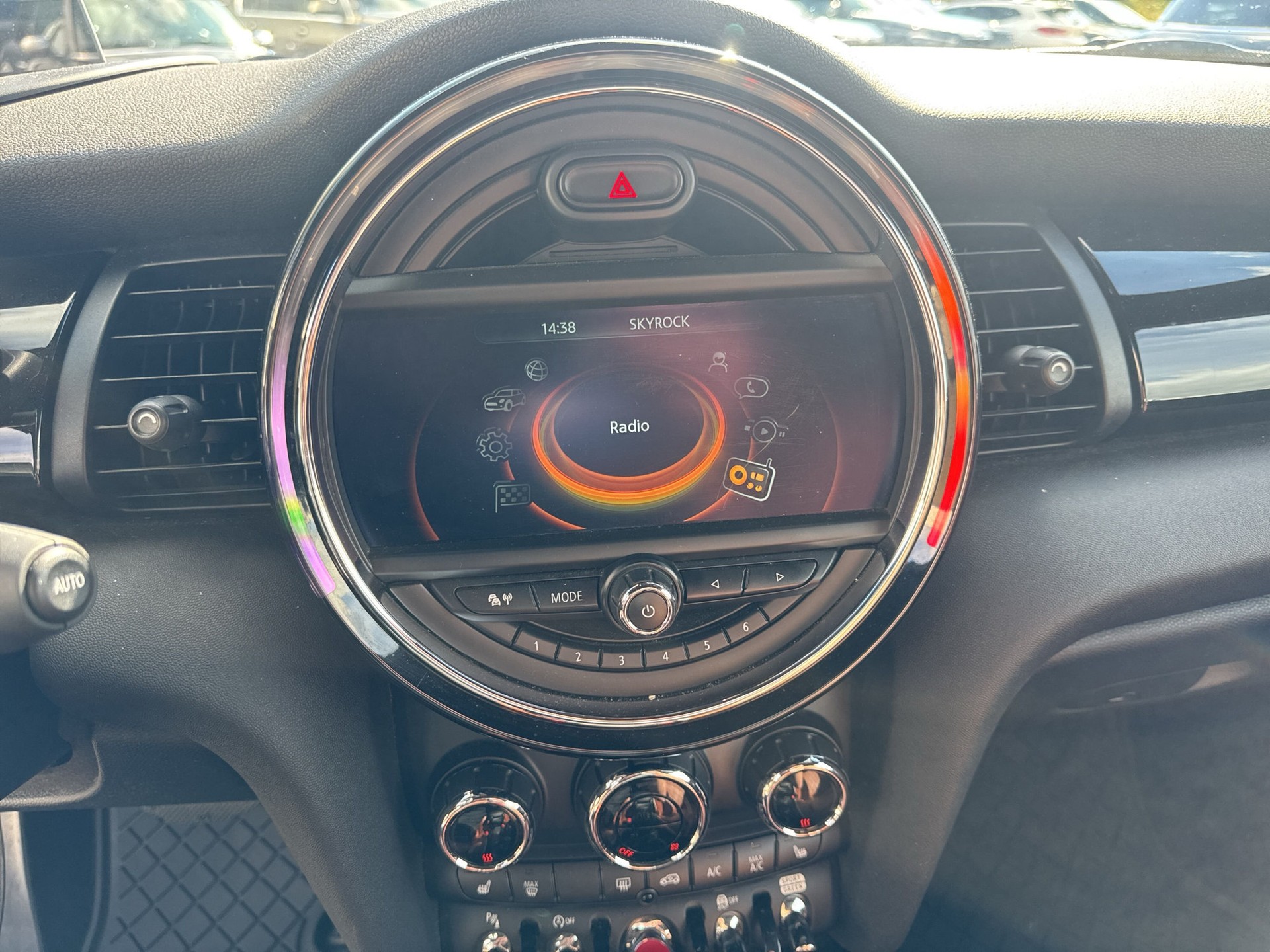 MINI Cooper S Cabriolet Steptronic-image-10