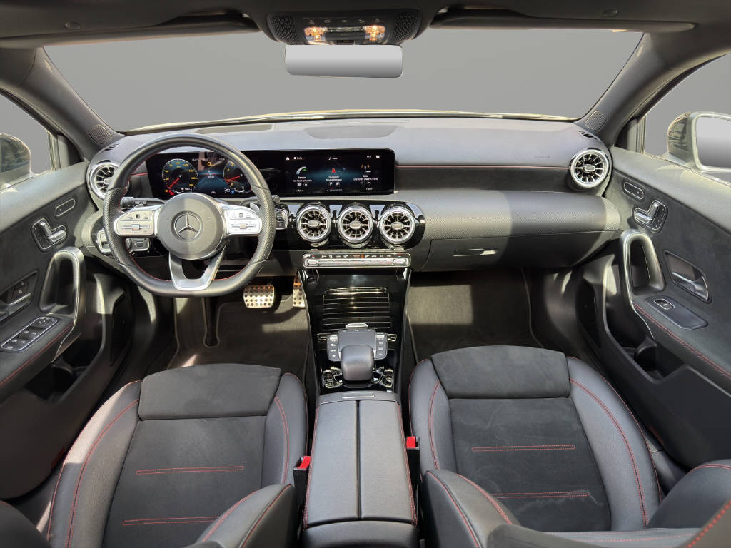 MERCEDES-BENZ A 250 AMG Line 4m-image-8