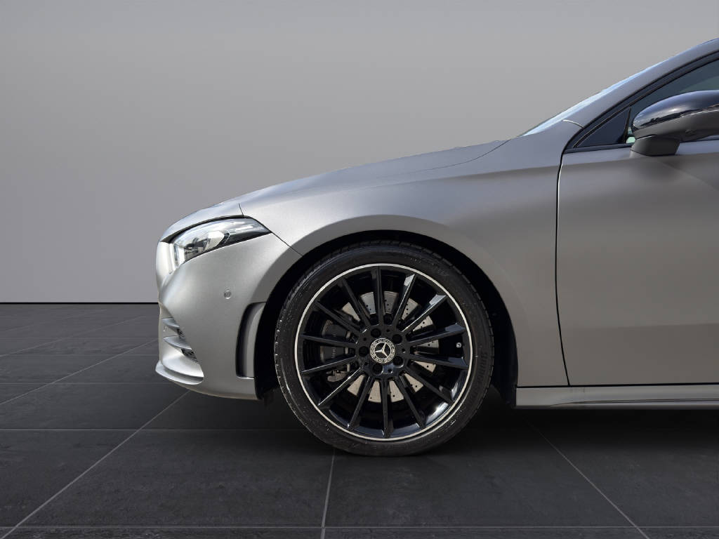 MERCEDES-BENZ A 250 AMG Line 4m-image-17