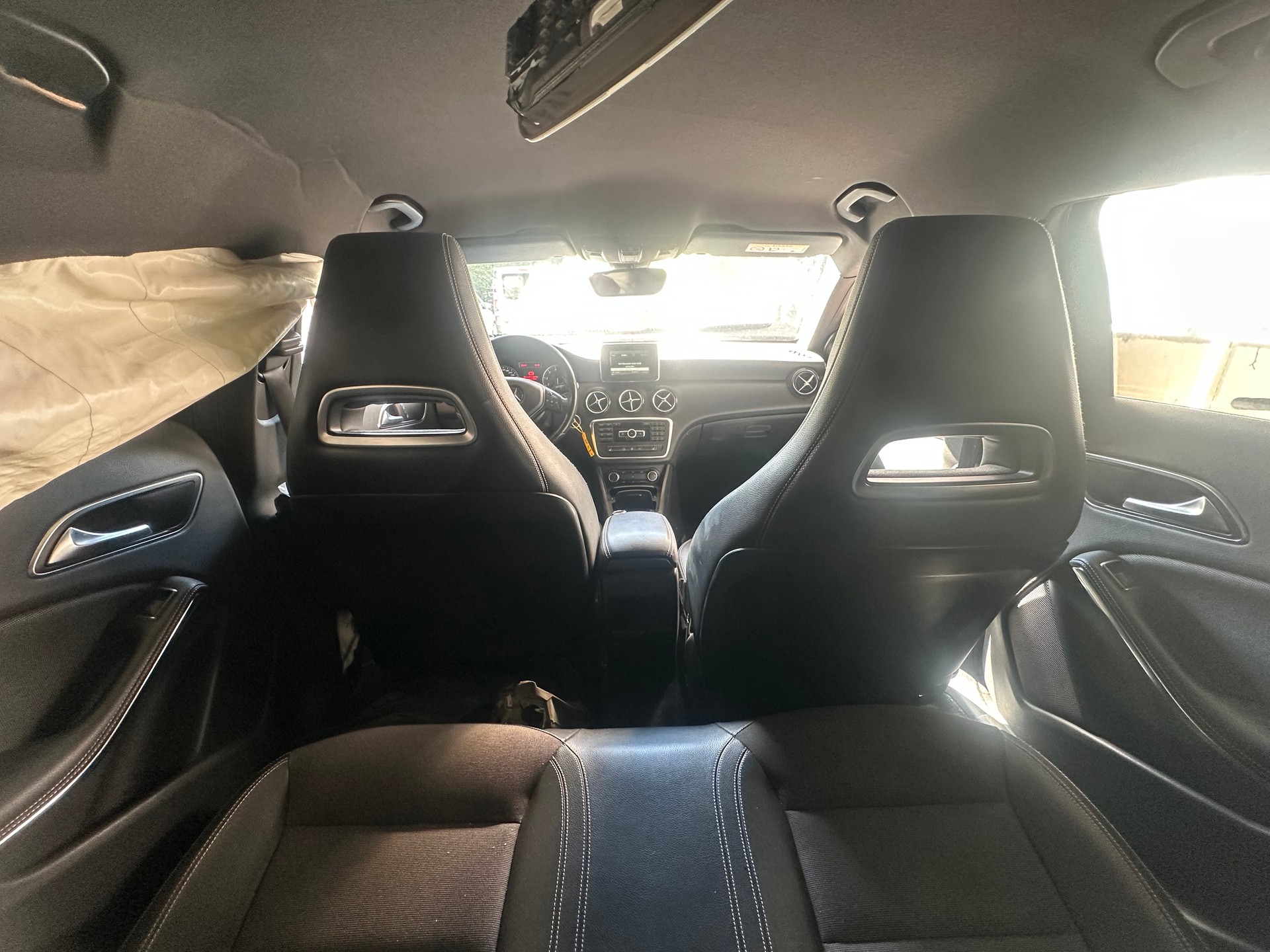MERCEDES-BENZ A 180 Style 7G-DCT-image-6