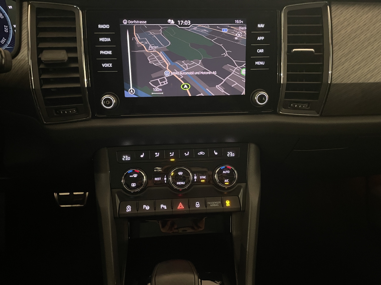 SKODA Kodiaq 2.0 TSI 4x4 Style-image-10