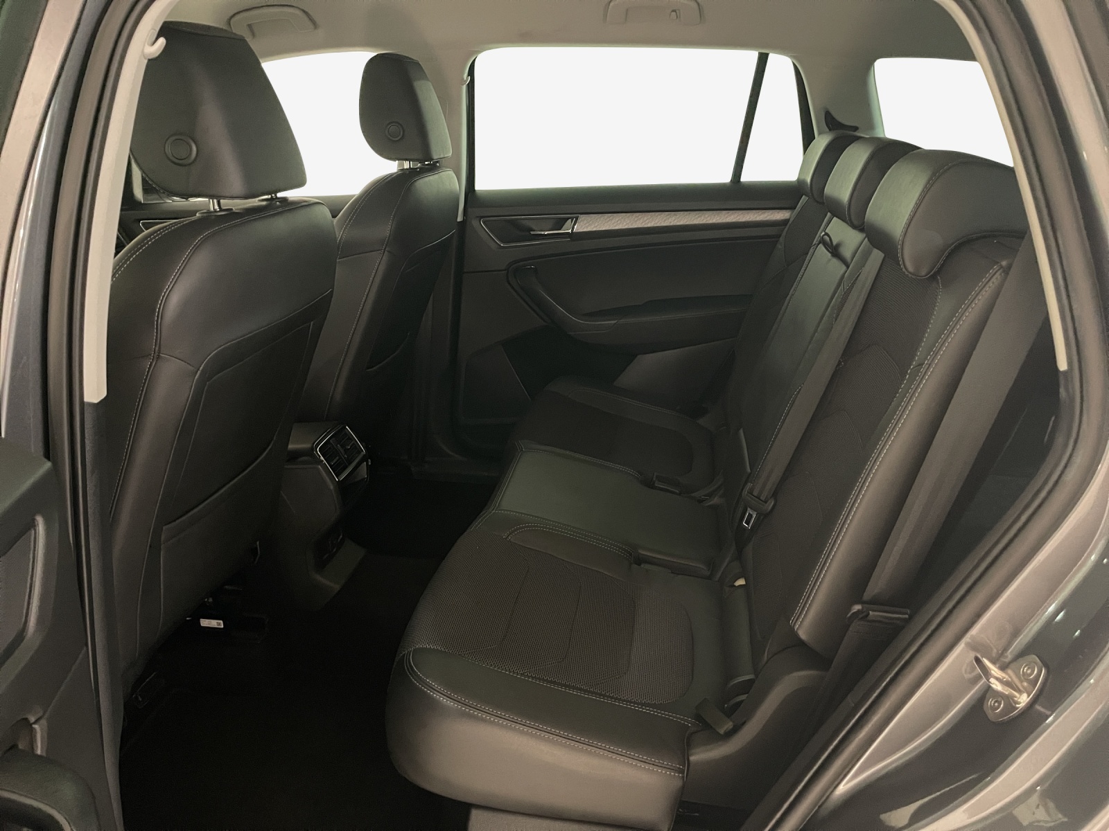 SKODA Kodiaq 2.0 TSI 4x4 Style-image-11