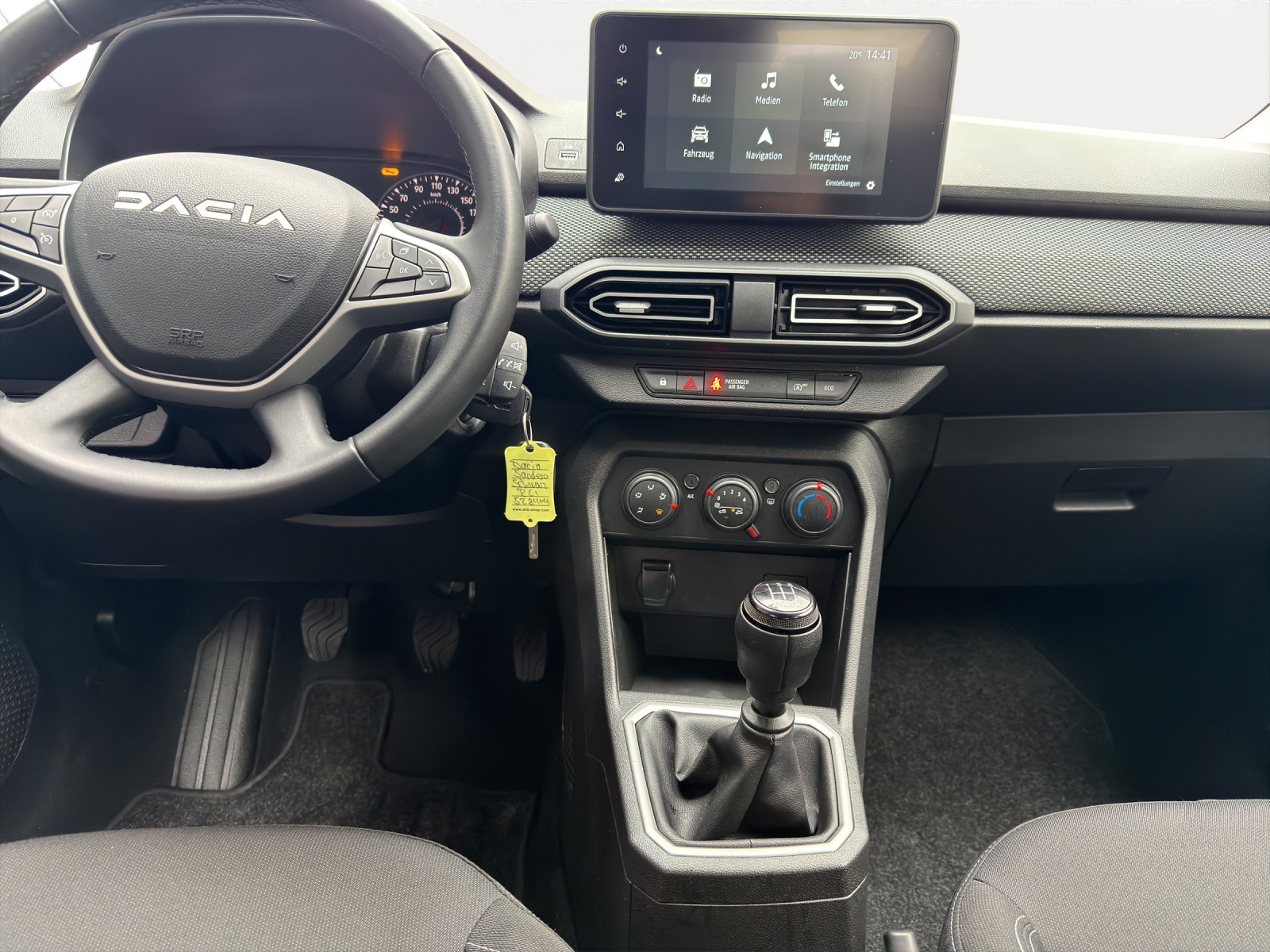 DACIA Sandero TCe 90 Expression-image-11