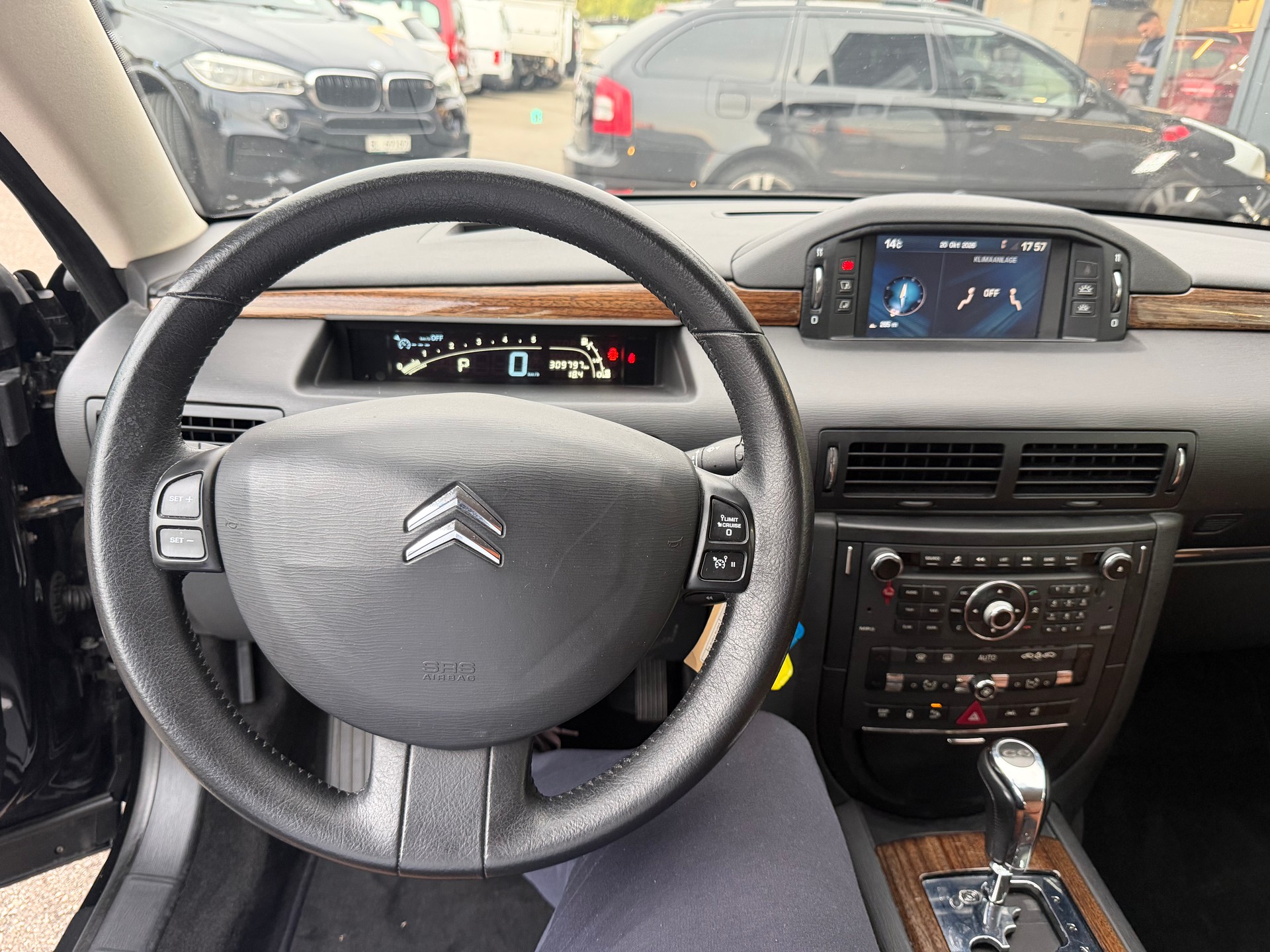 CITROEN C6 Sedan 3.0 HDi V6 Business Automatic-image-14