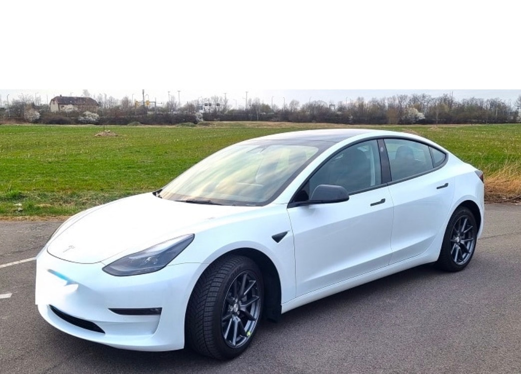TESLA Longrange D Modelljahr 2021-image-0