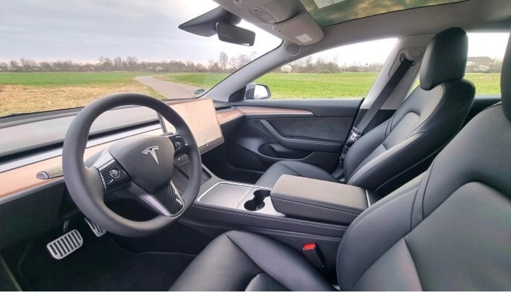 TESLA Longrange D Modelljahr 2021-image-1