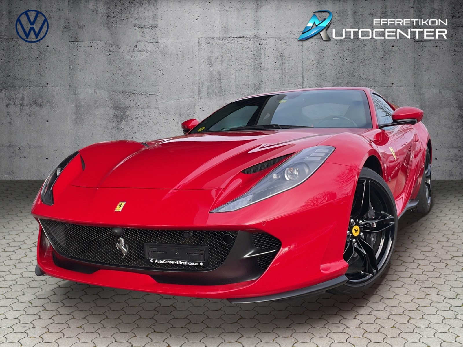 FERRARI 812 Superfast-image-1