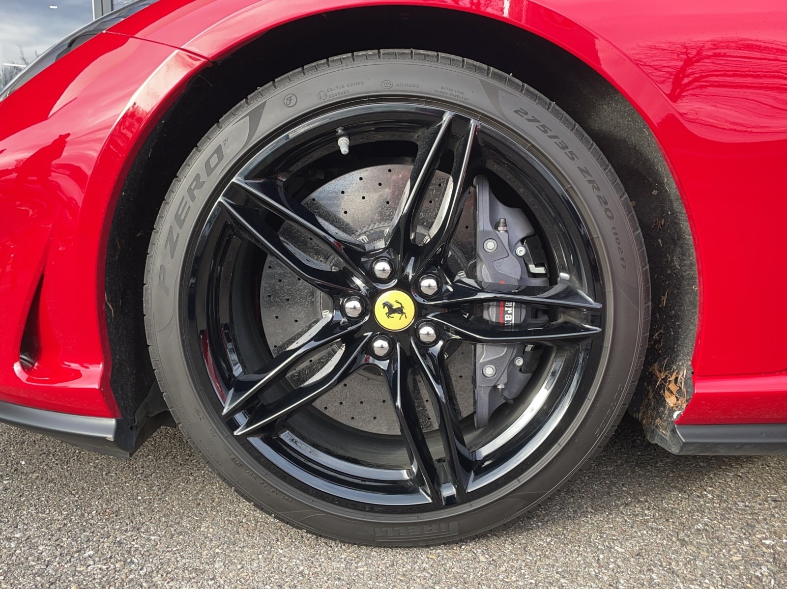 FERRARI 812 Superfast-image-10