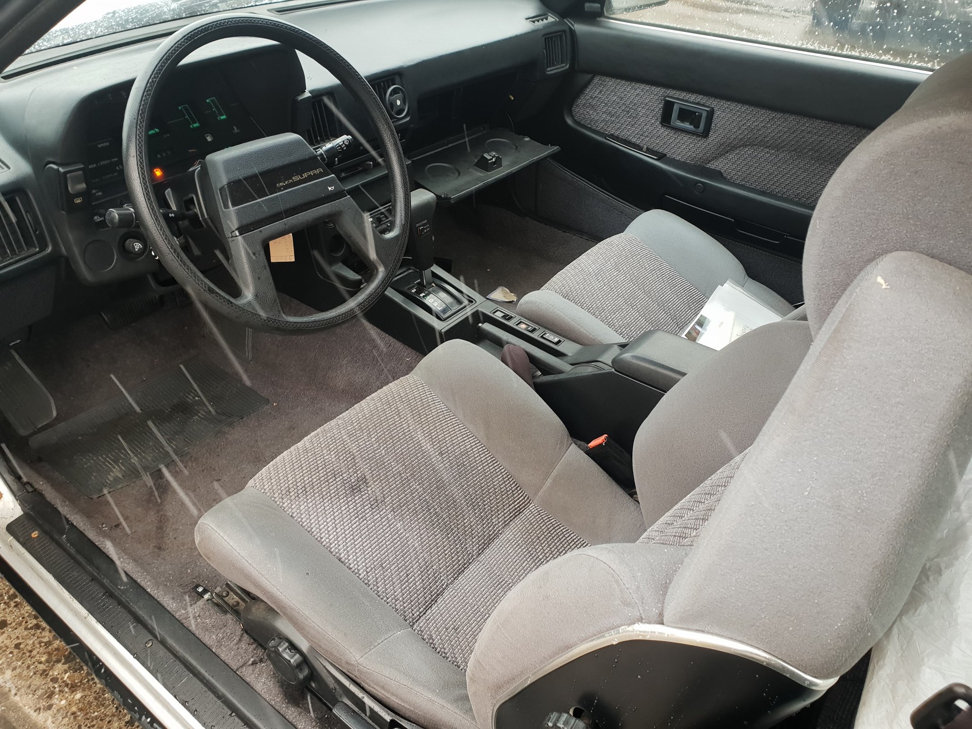 TOYOTA Celica 2800 i Supra-image-10