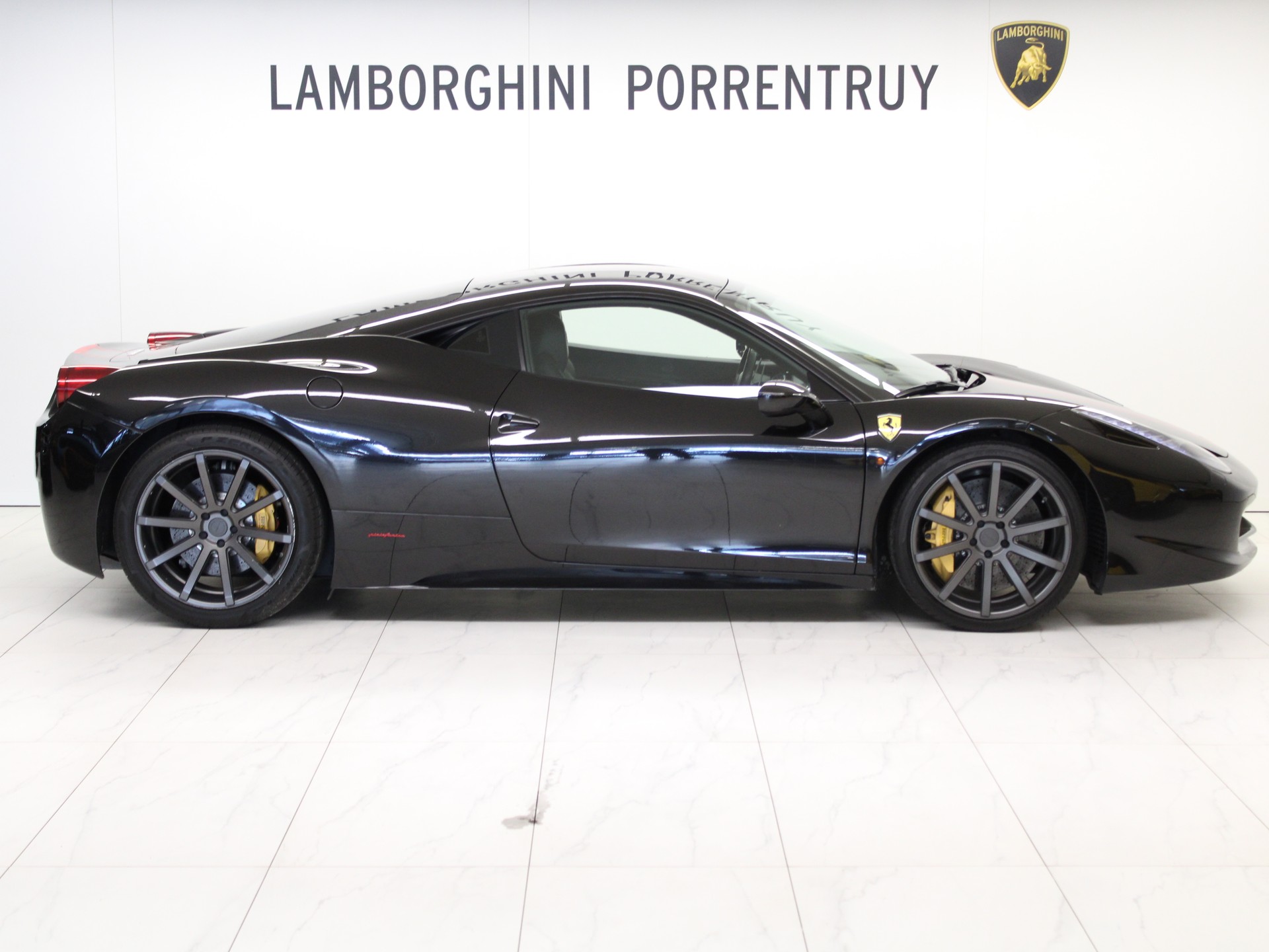 FERRARI 458 Italia 4.5 V8-image-1