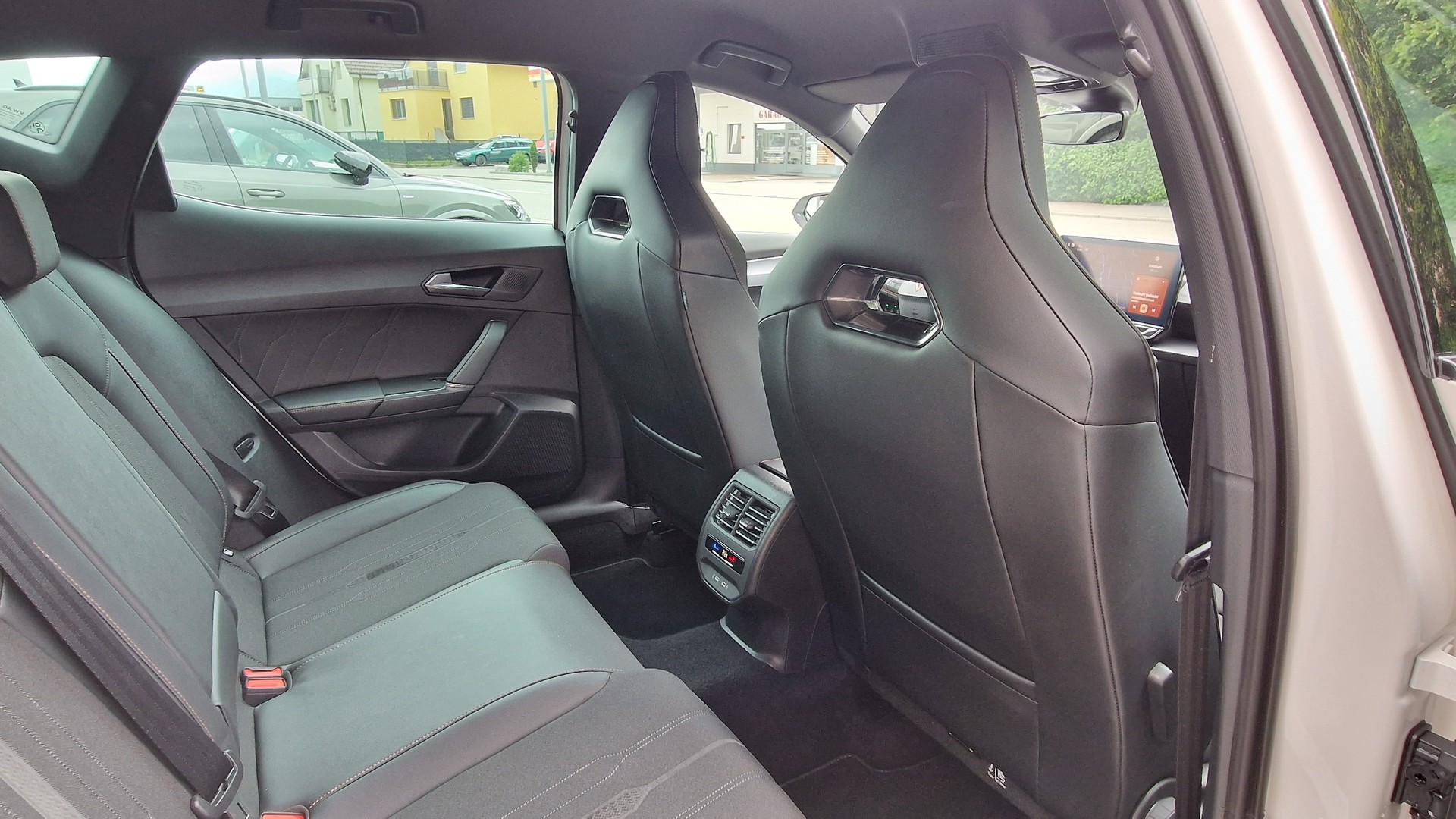 CUPRA Formentor 2.0TSI VZ DSG-image-12
