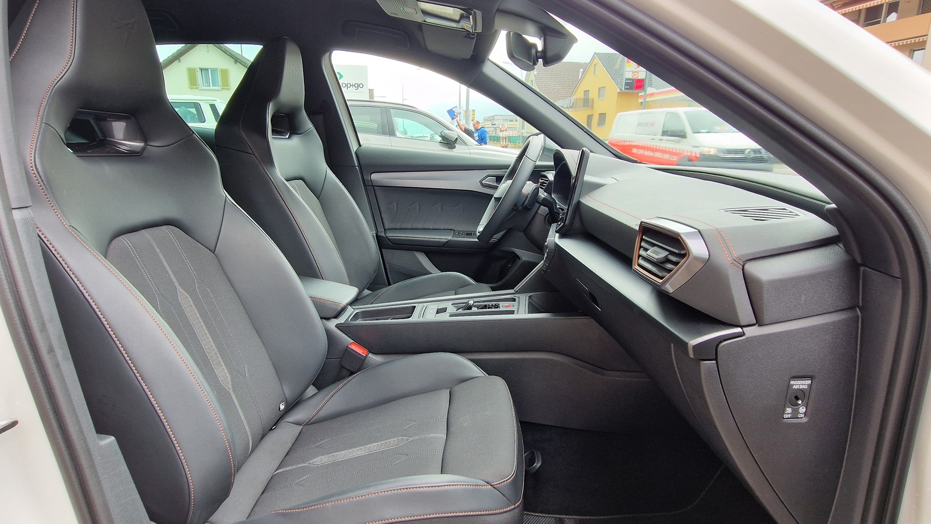 CUPRA Formentor 2.0TSI VZ DSG-image-8