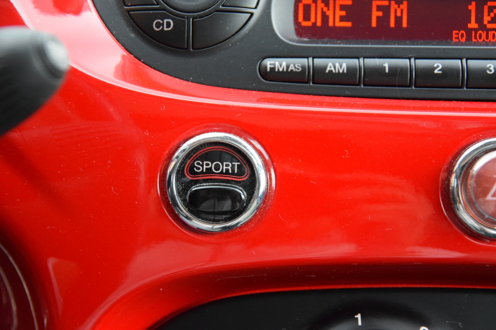 FIAT 500 1.4 16V Lounge Dualogic-image-11