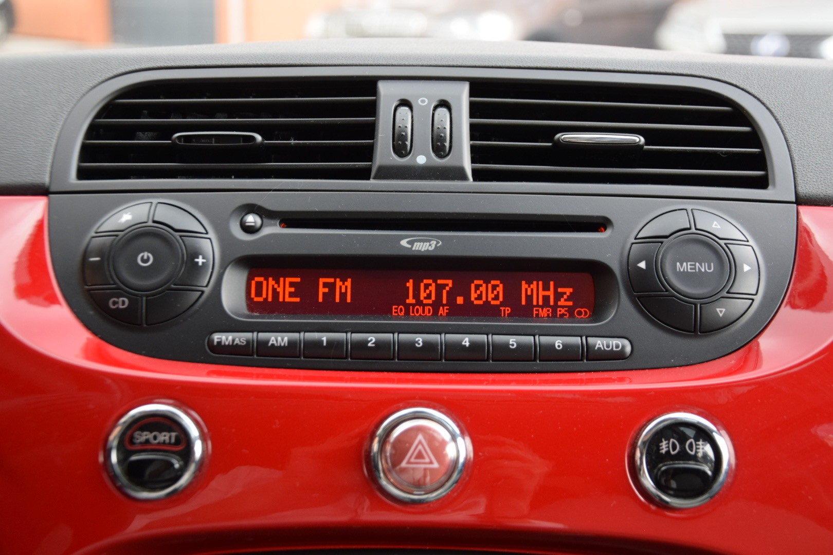 FIAT 500 1.4 16V Lounge Dualogic-image-12