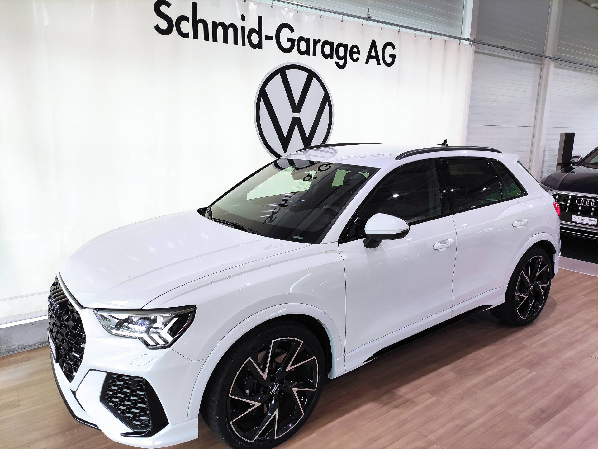 AUDI RS Q3 2.5 TFSI quattro S-Tronic-image-0