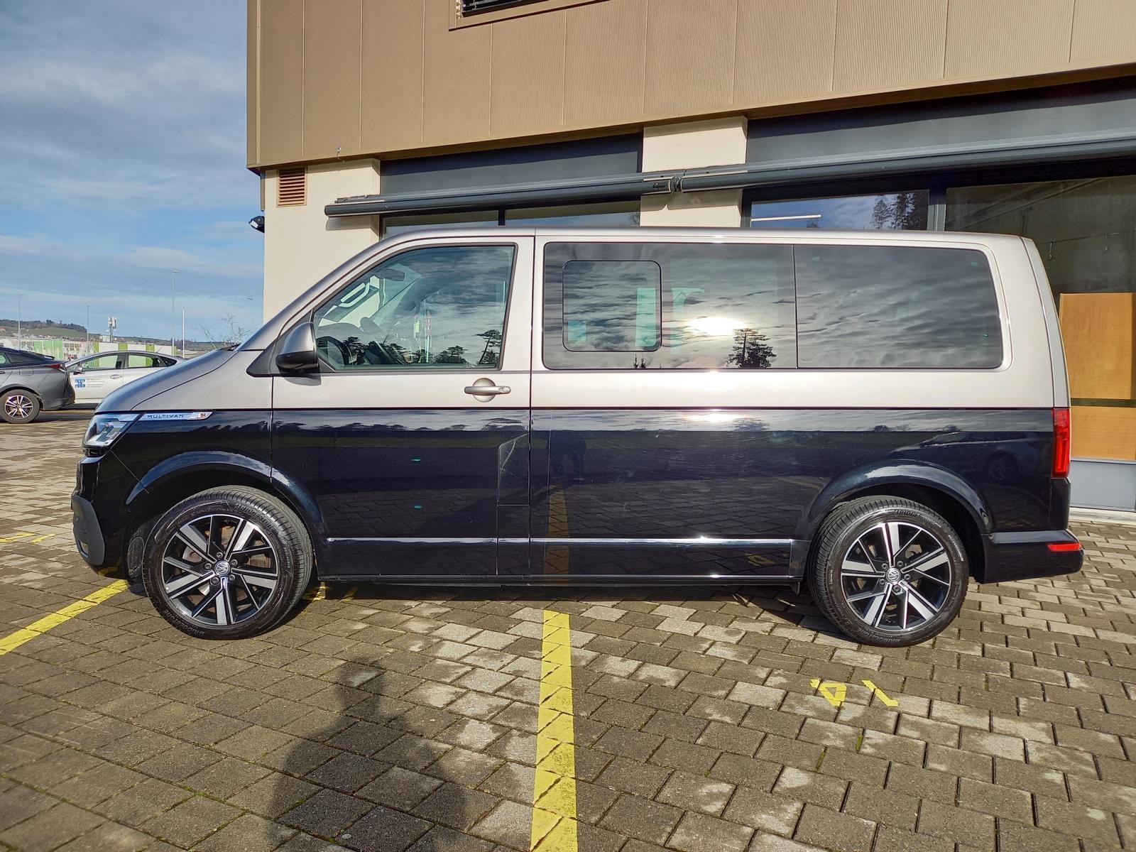 VW T6.1 Multivan 2.0 Bi-TDI Comfortline 4Motion DSG-showroom-element-2
