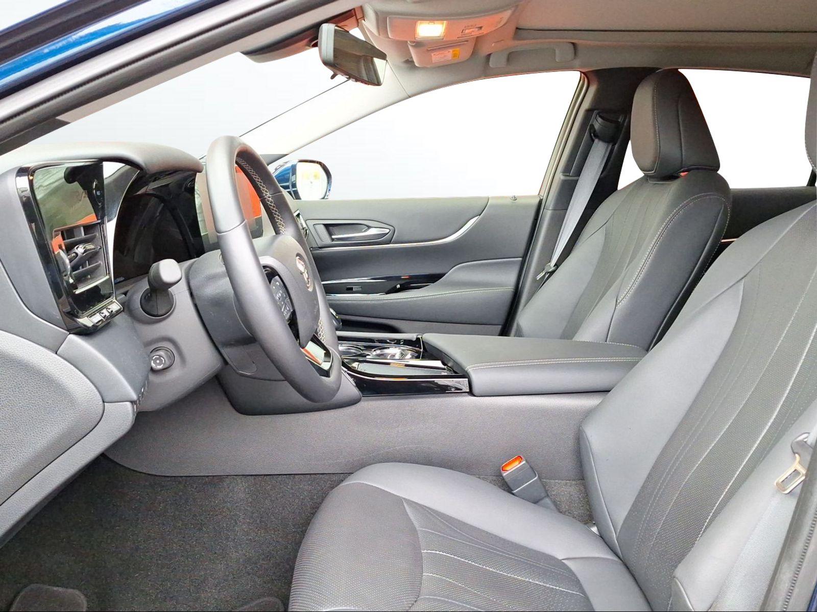 TOYOTA Mirai Fuel Cell Platinum-image-8