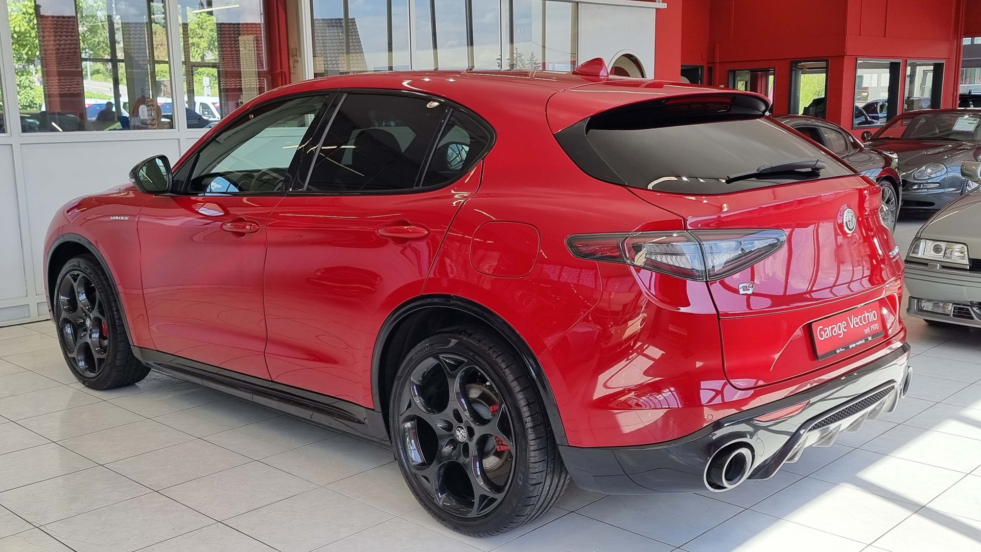 ALFA ROMEO Stelvio 2.0 Q4 280 Veloce-image-3