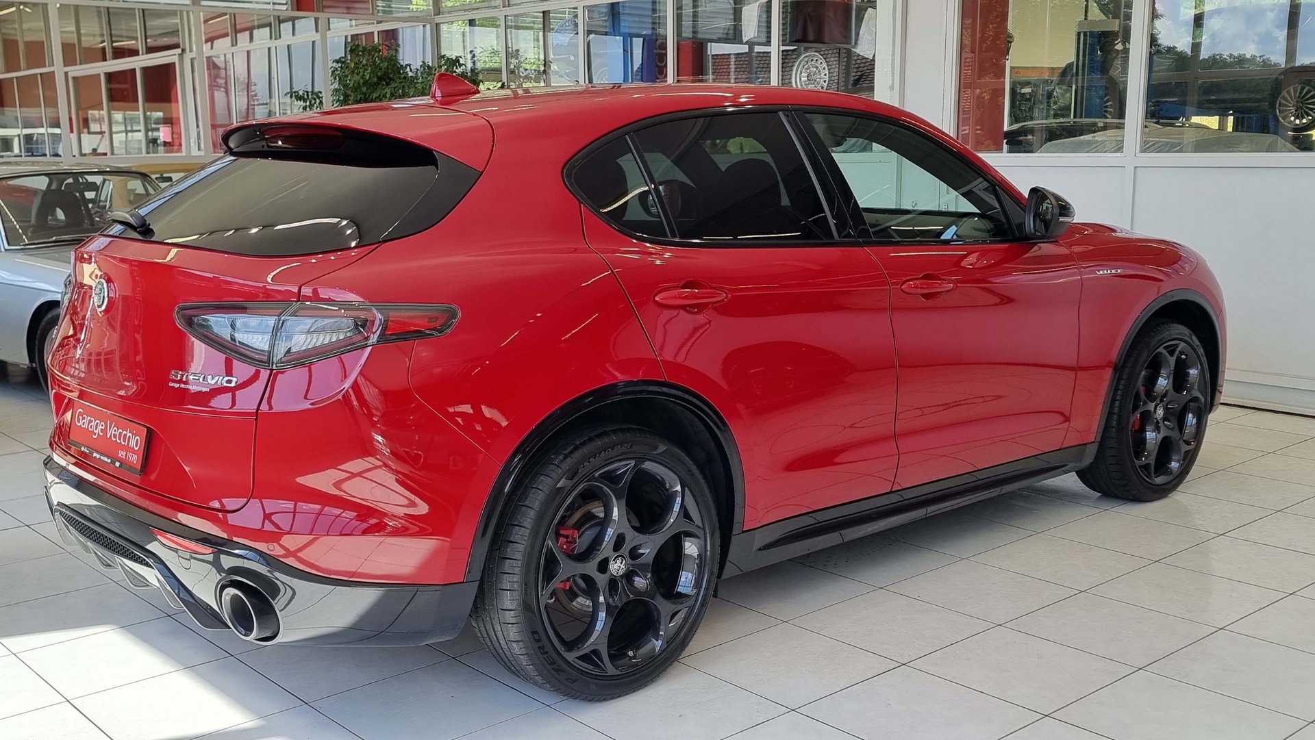 ALFA ROMEO Stelvio 2.0 Q4 280 Veloce-image-4