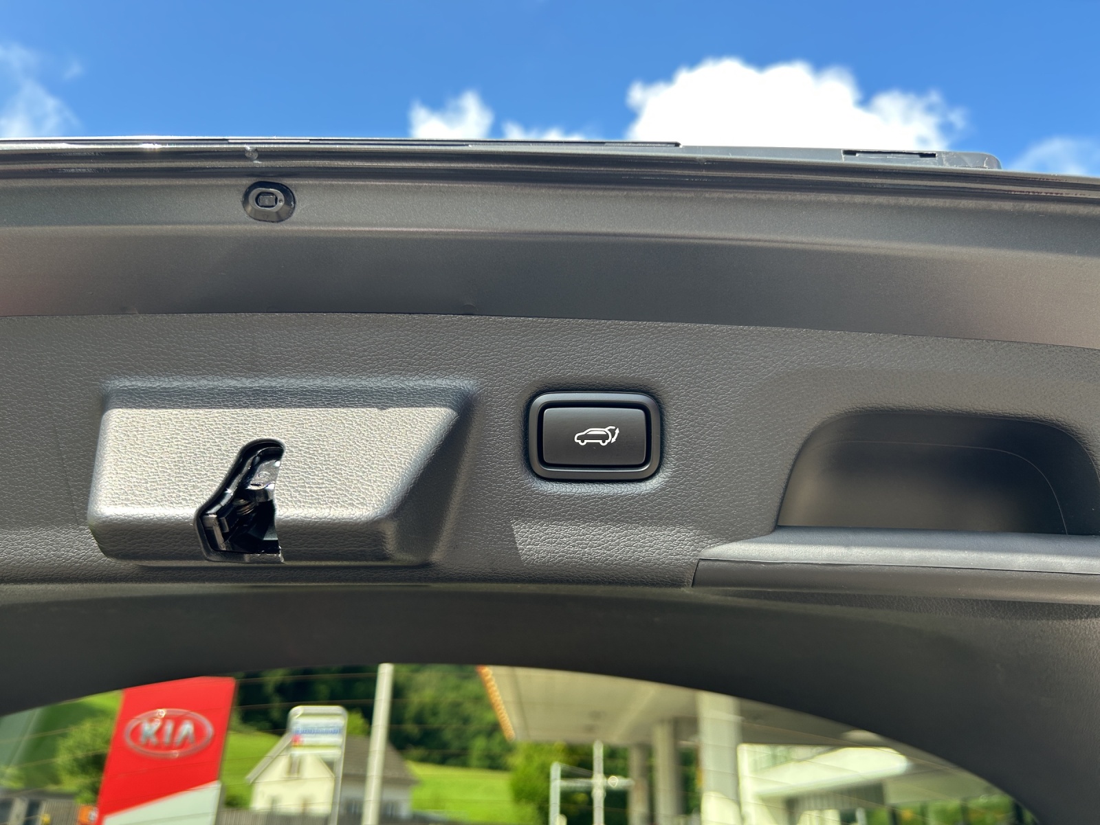 KIA Xceed 1.6 GDi PHEV Style-image-11