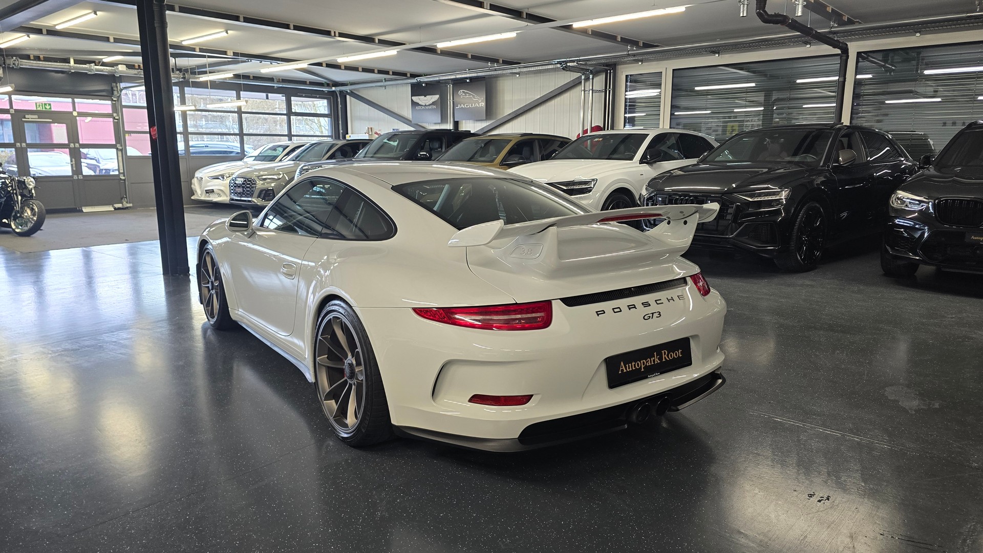 PORSCHE 911 GT3 PDK Clubsport-image-9