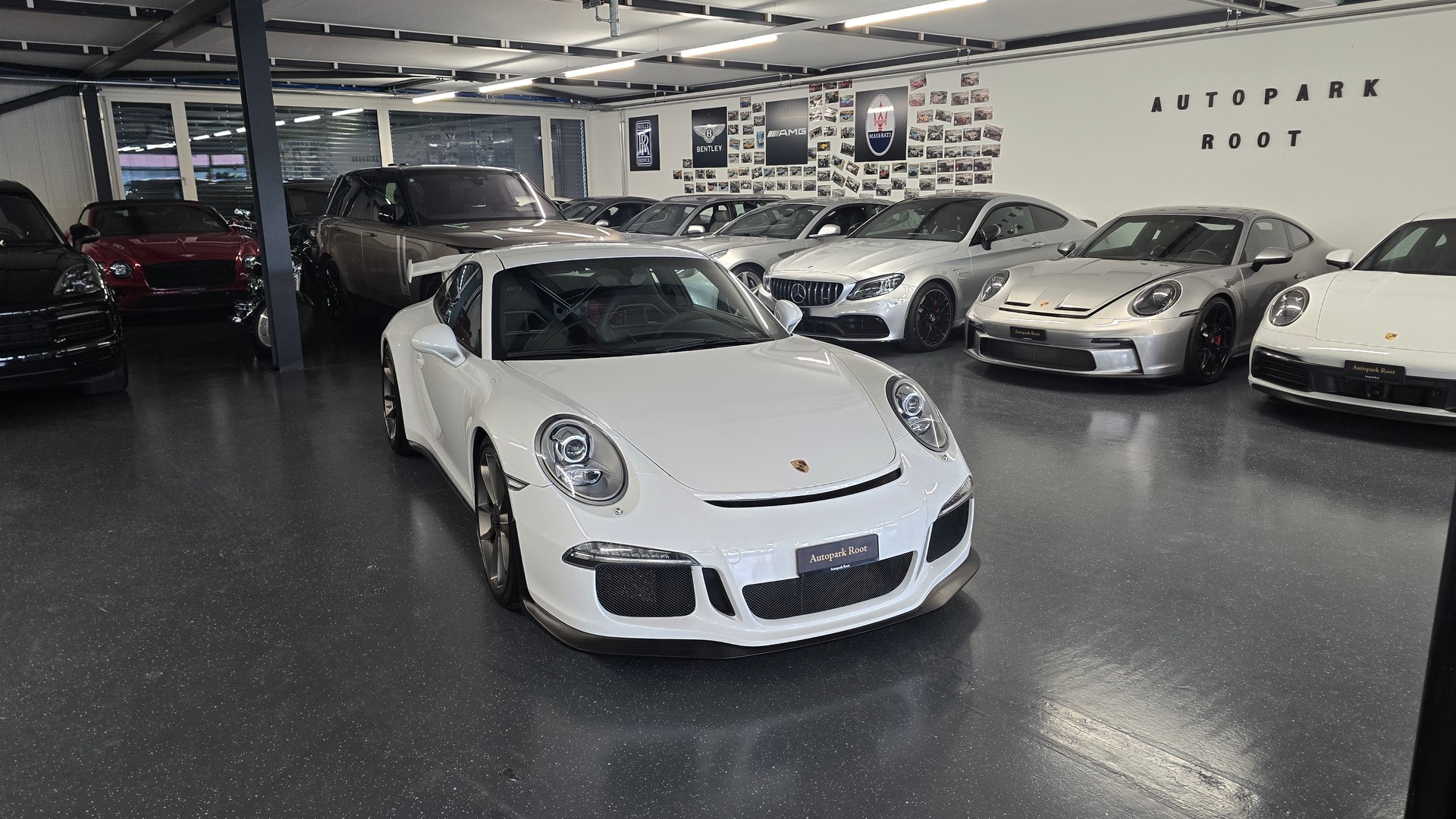 PORSCHE 911 GT3 PDK Clubsport-image-2