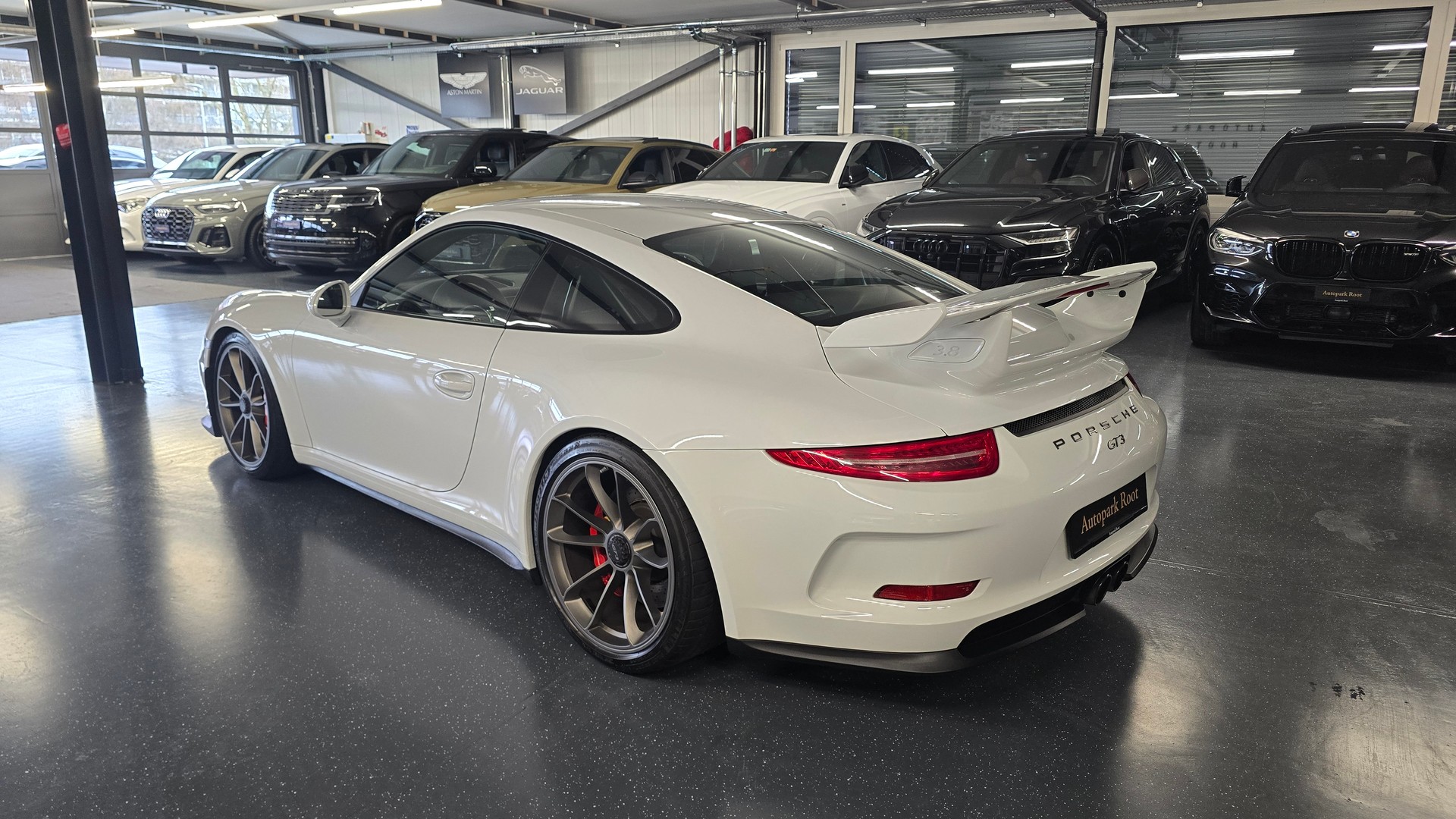 PORSCHE 911 GT3 PDK Clubsport-image-10