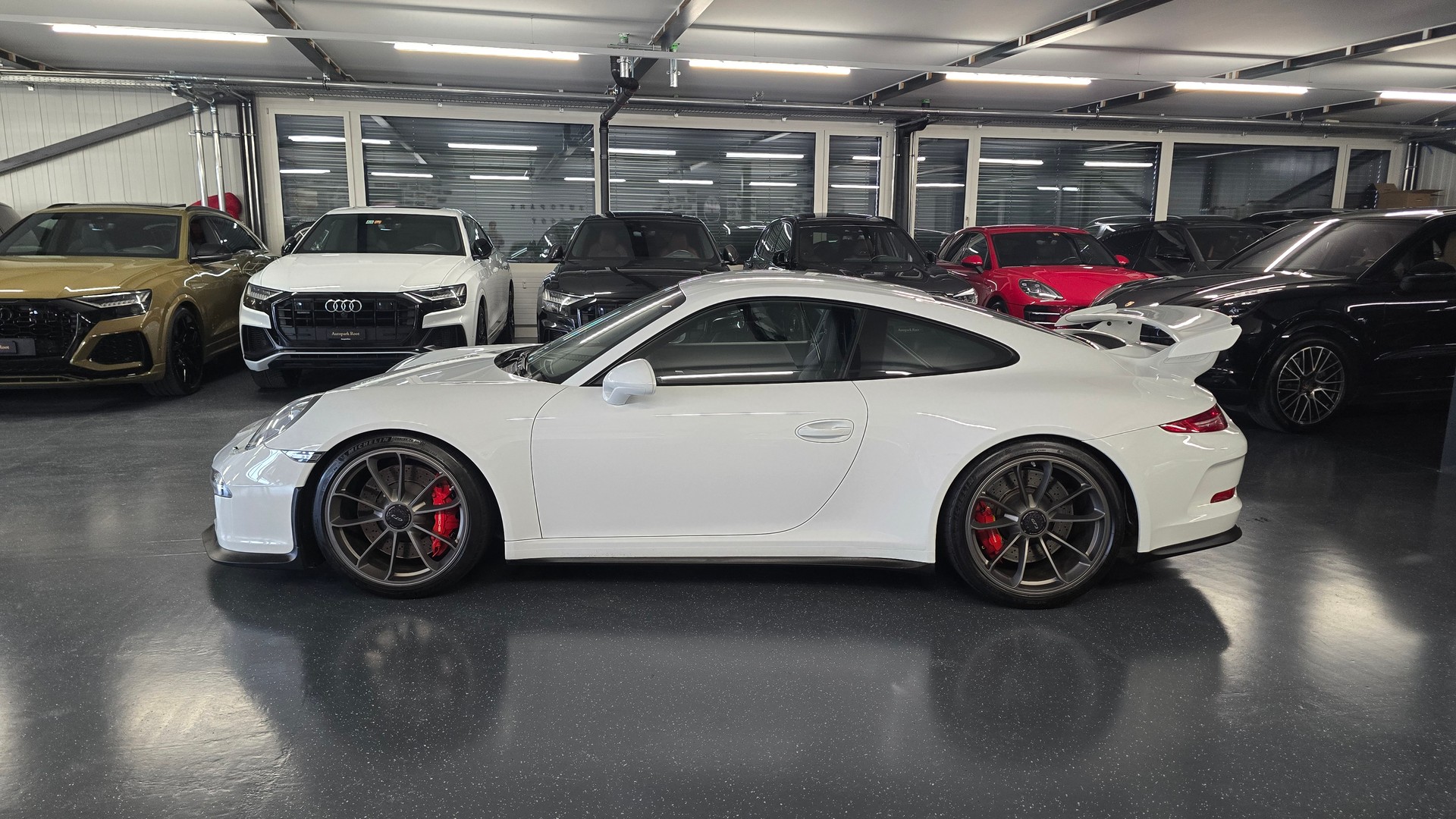 PORSCHE 911 GT3 PDK Clubsport-image-13