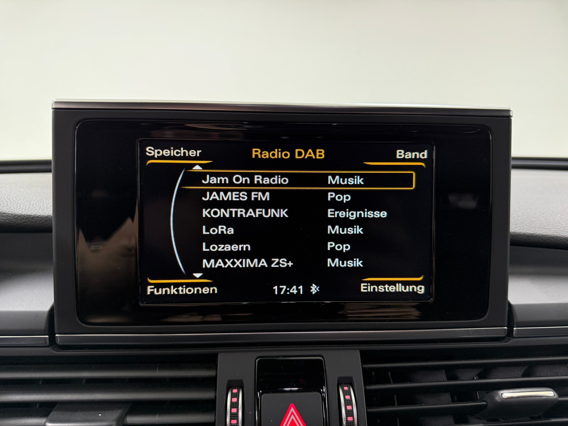 AUDI A6 2.0 TDI 190PS S-Line S-tronic | RF-Kamera | LED-Scheinwerfer | Dachhimmel in Schwarz | Alcantara | uvm...-image-13